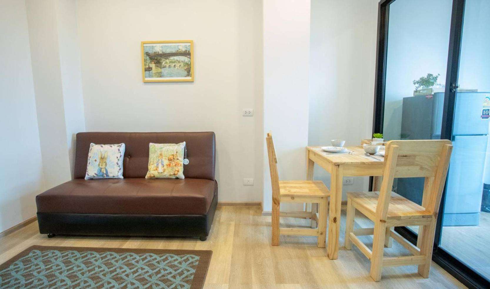 Standard Twin Room - Photo 10