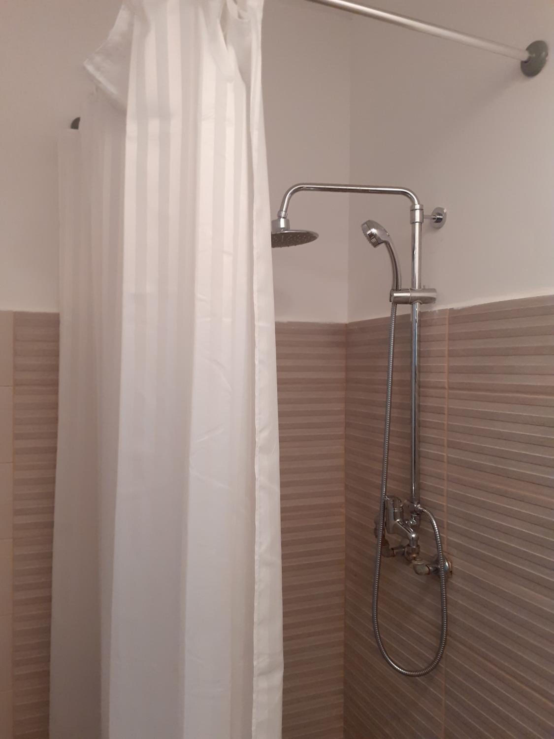 Two-Bedroom Apartment - Photo 8