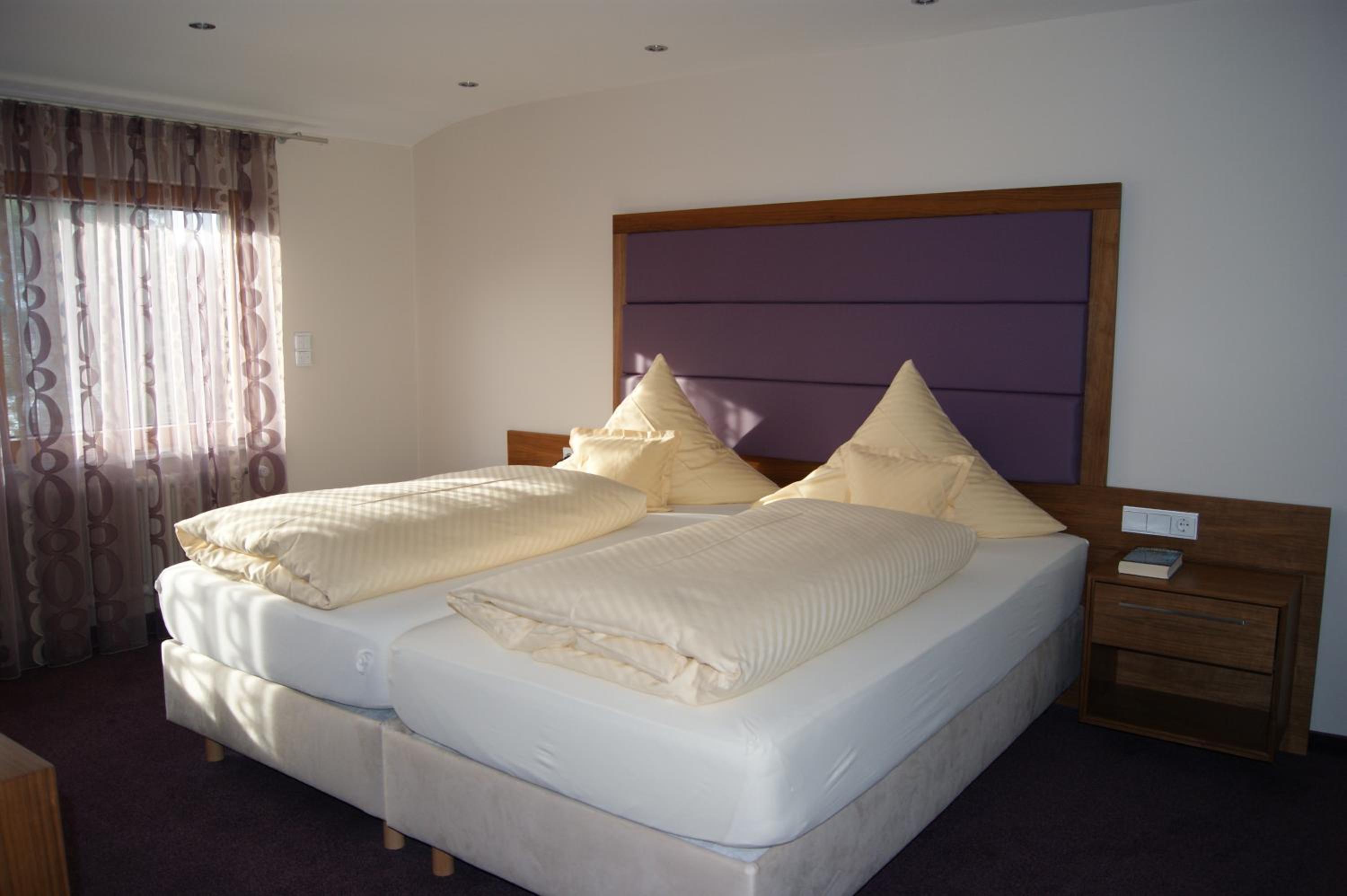 Suite with Lake View