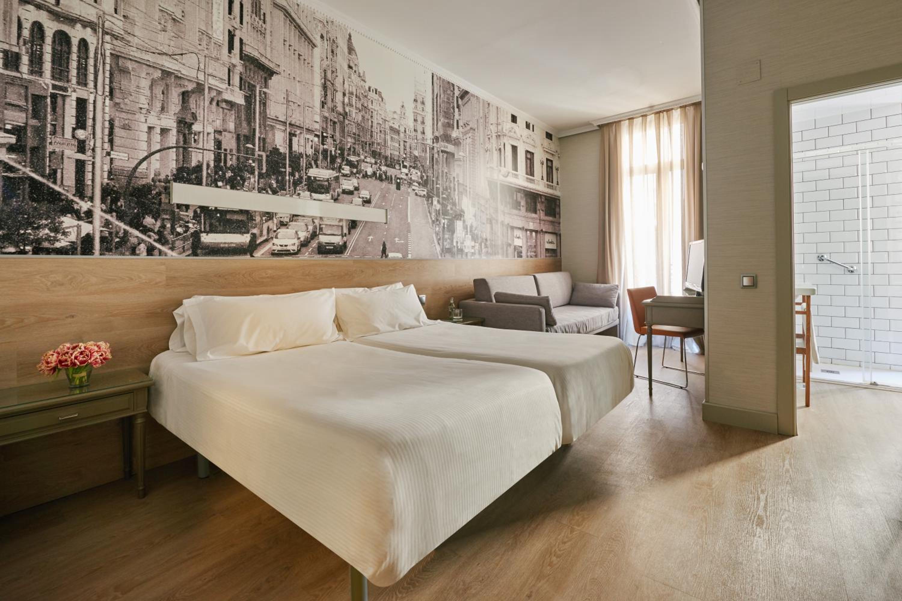 Double Room with Extra Bed - Photo 3