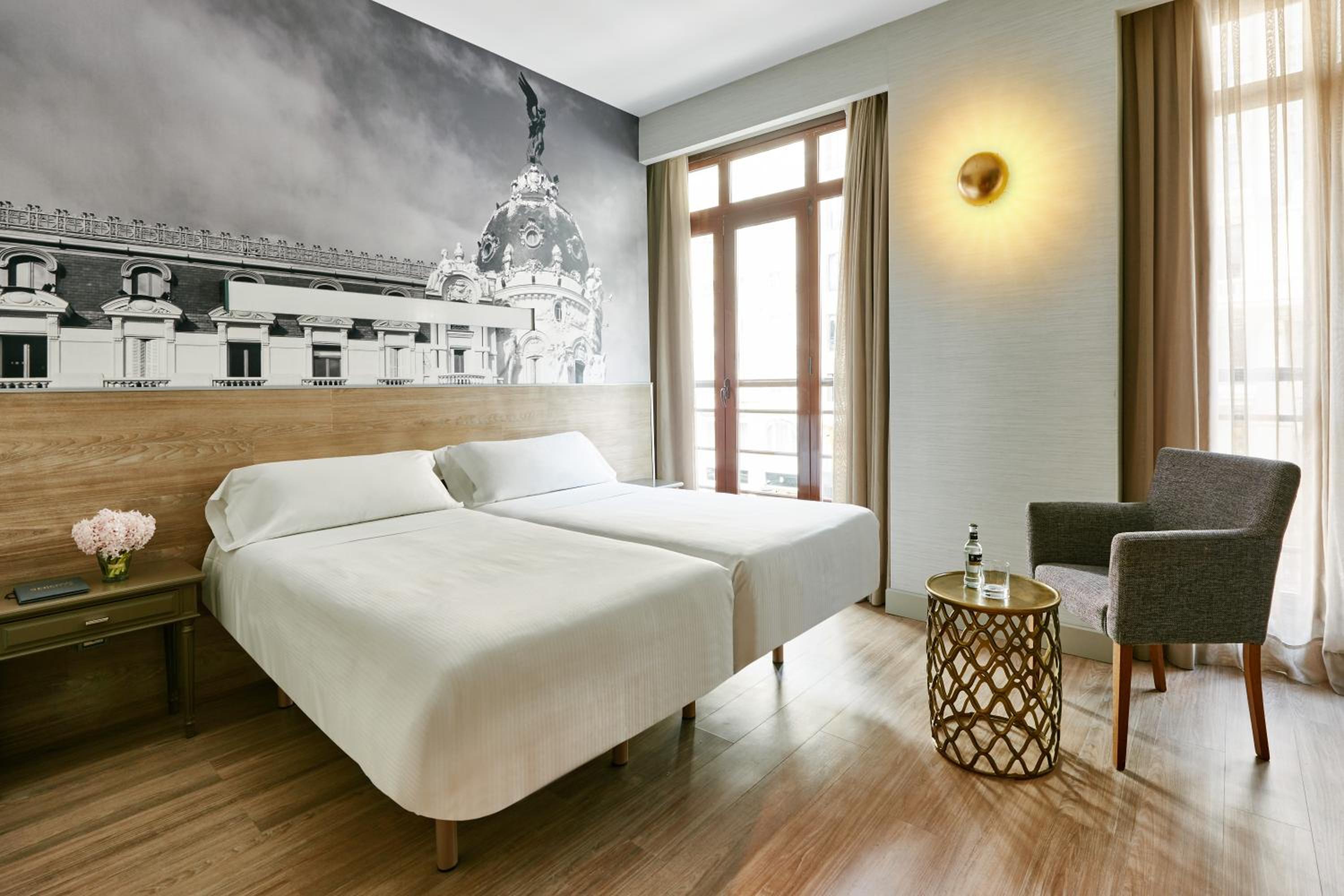 Double Room with View - Photo 13