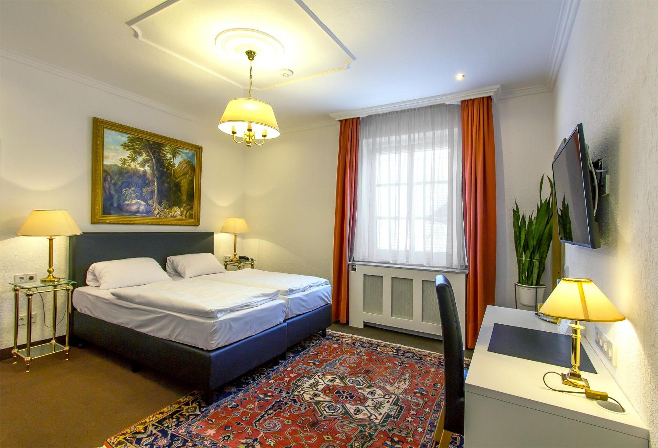 Standard Double Room - Photo 6