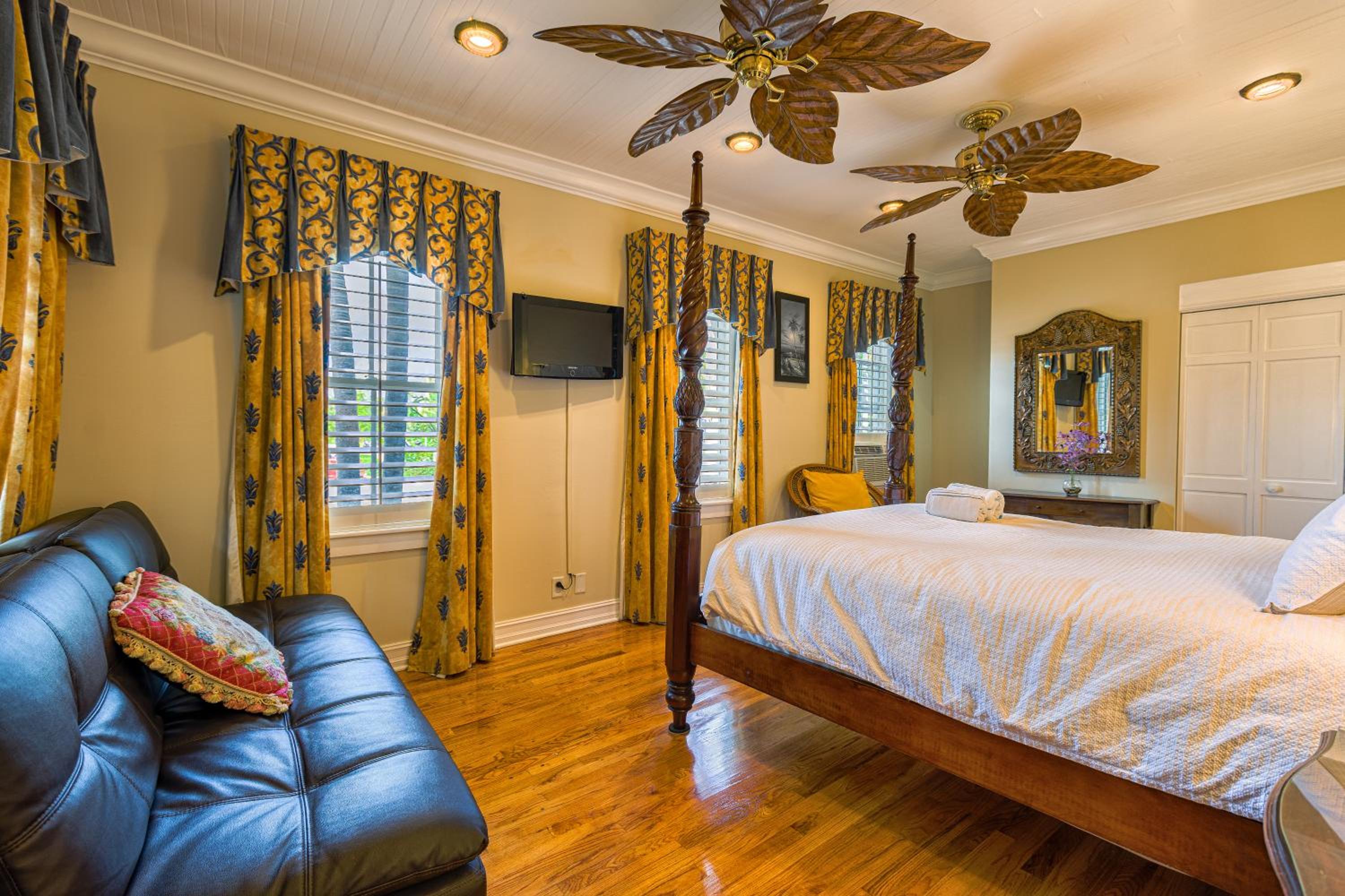 Luxury Queen Room photo 2