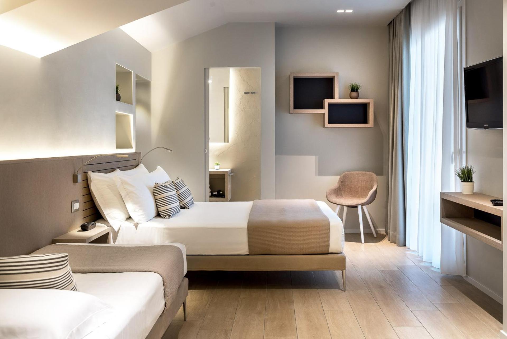 Deluxe Triple Room