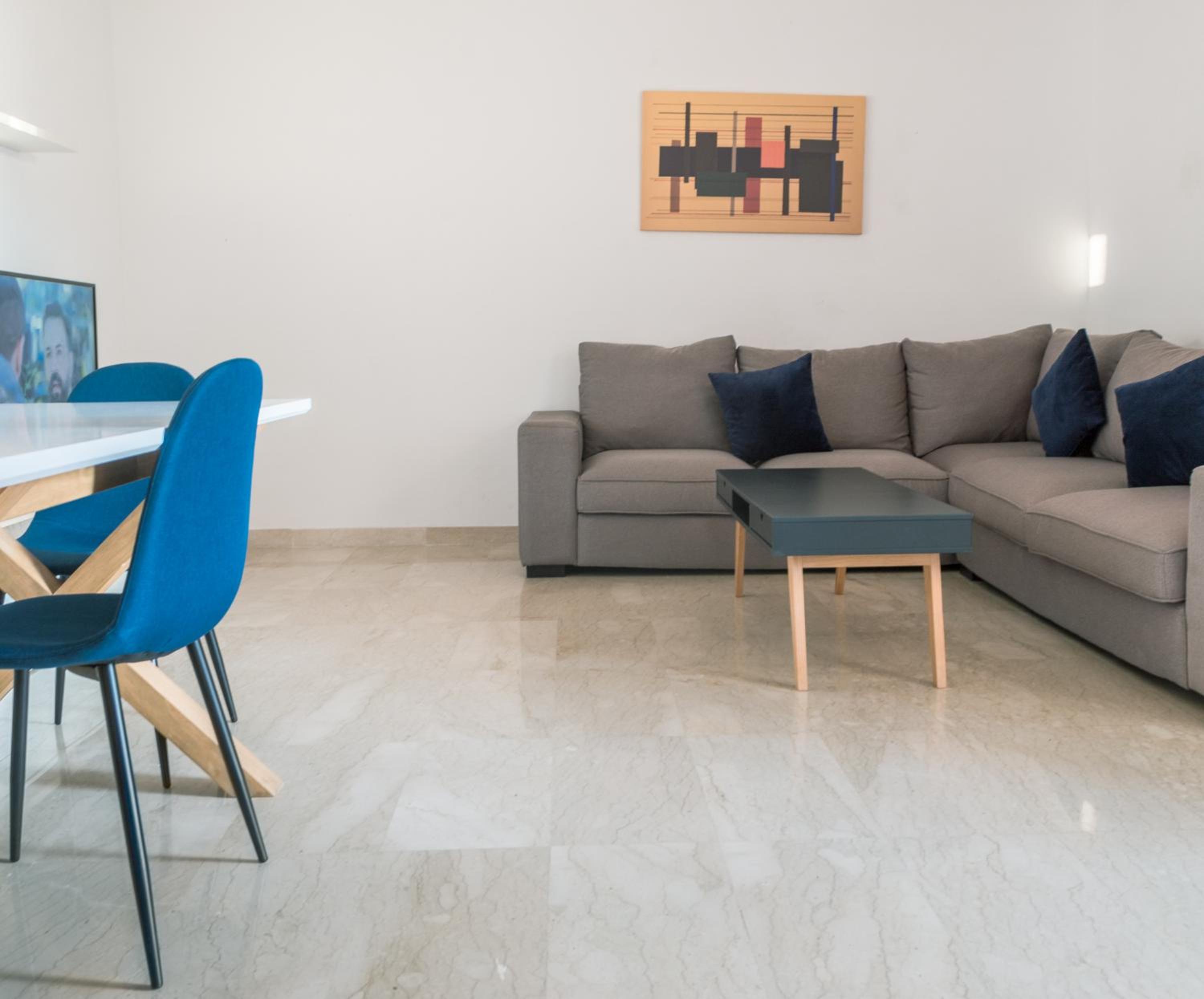 Two-Bedroom Apartment - Photo 2