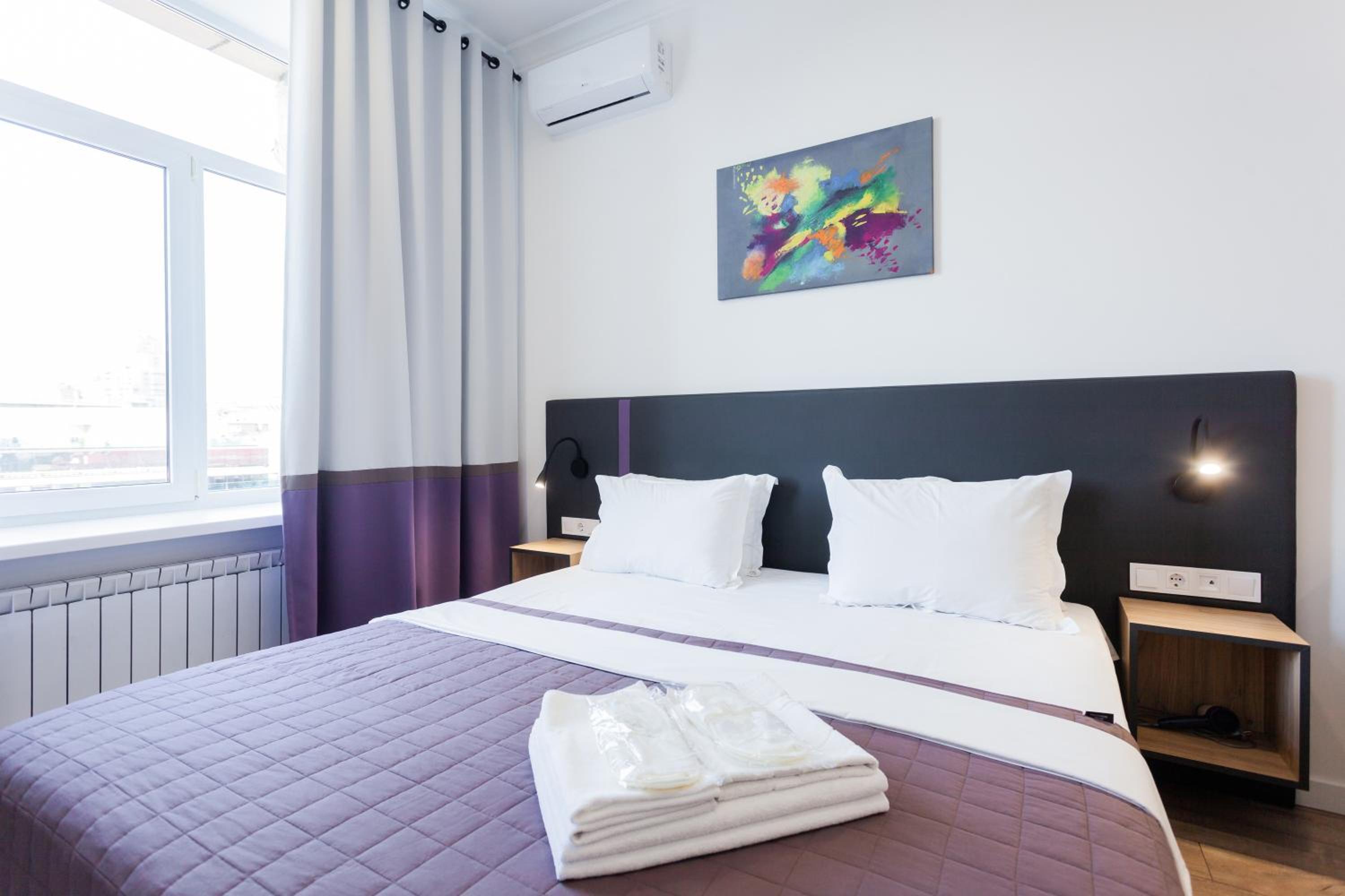 Street View Studio with shower on Khreschatyk 23 photo 1