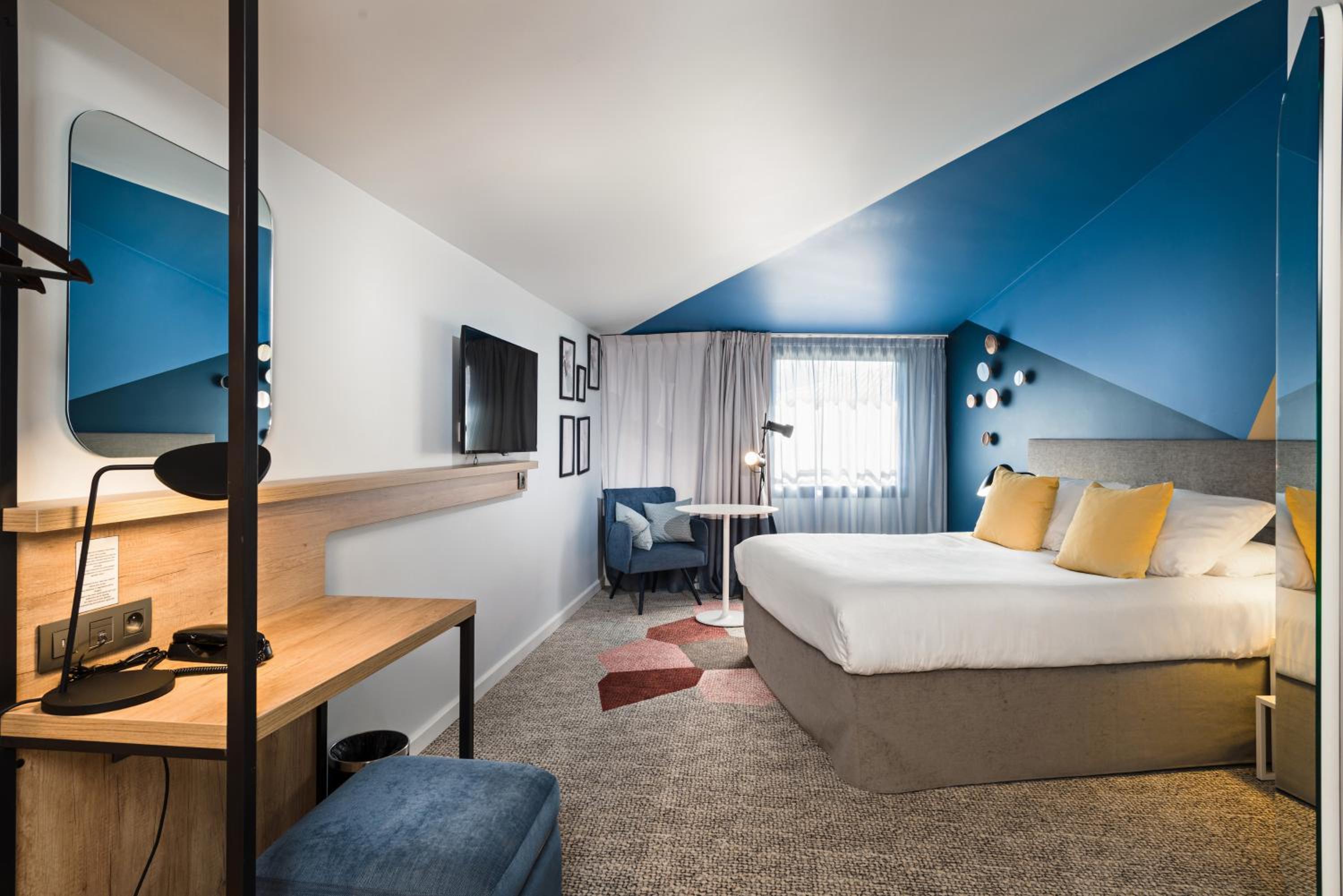 Superior Queen Room