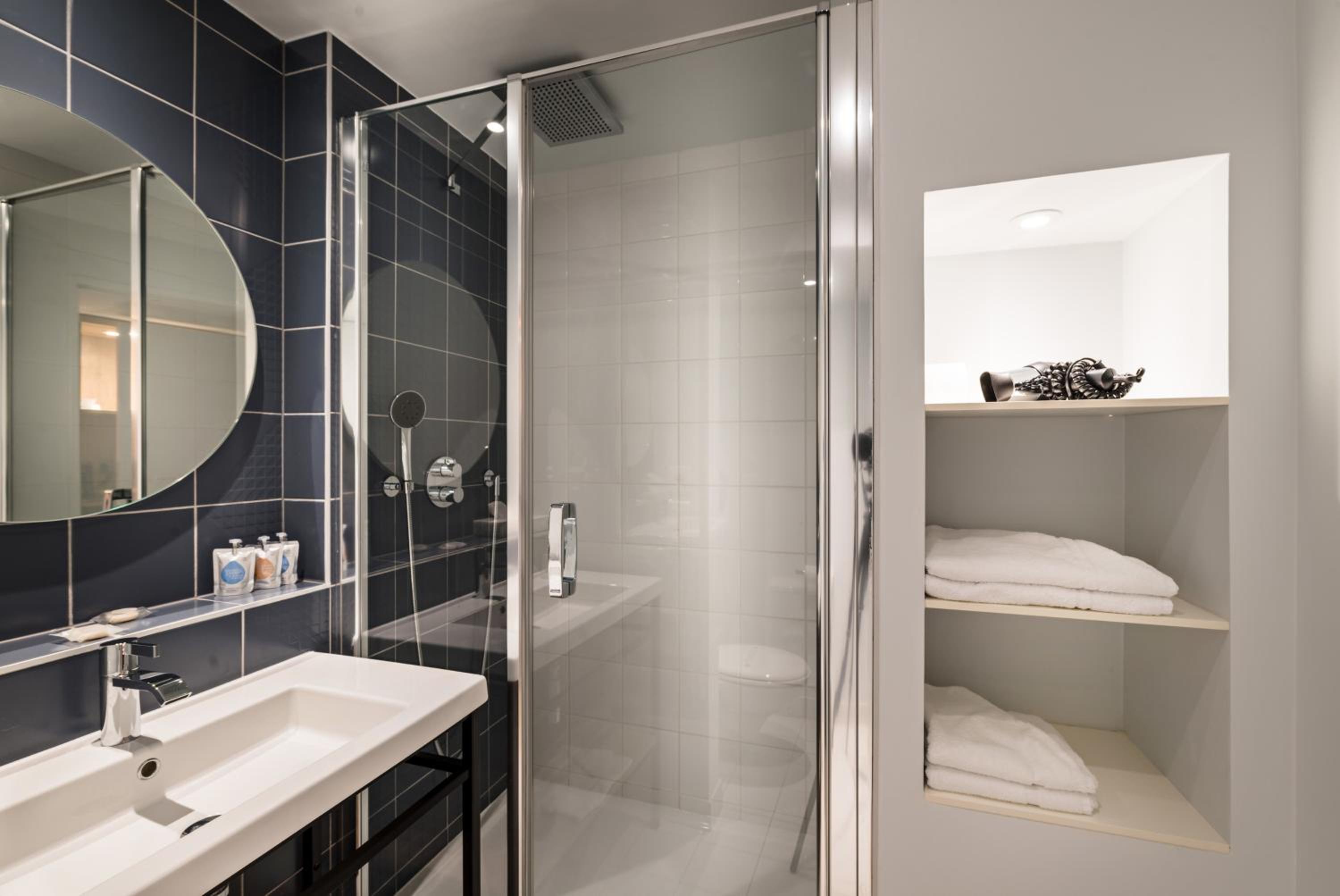 Standard Room - Photo 2