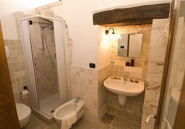 Deluxe Double or Twin Room photo 2