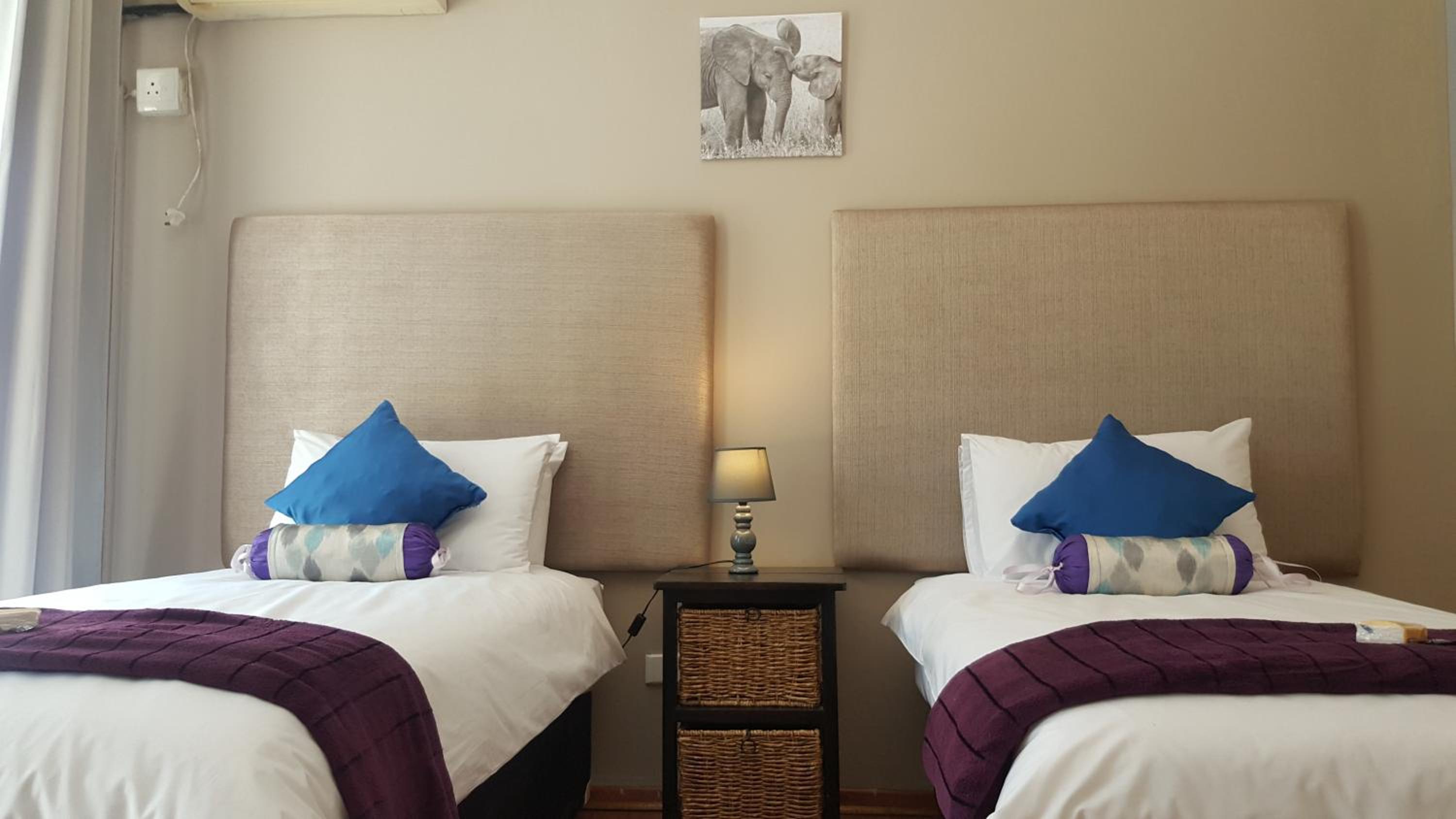 Economy Twin Room