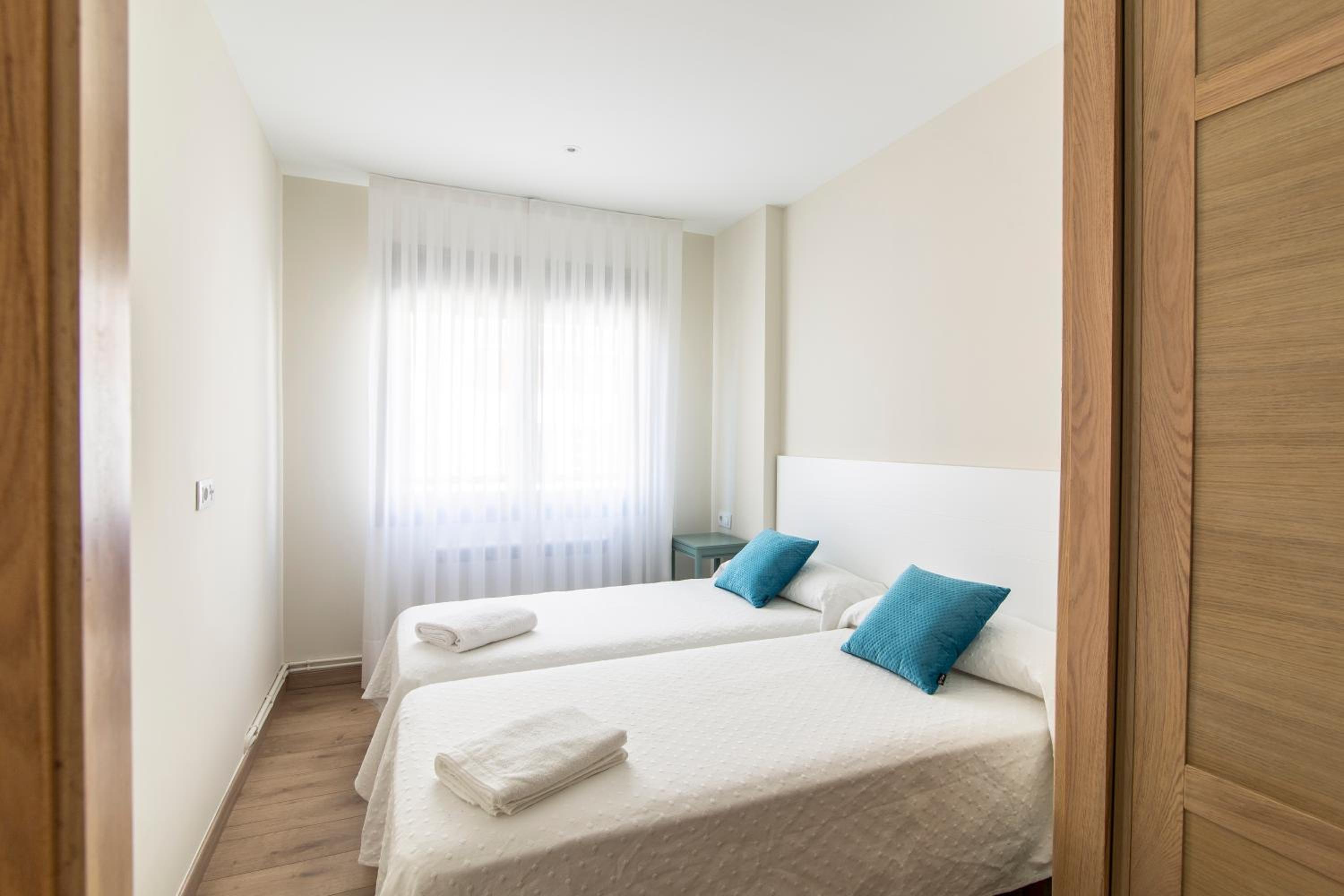 Two-Bedroom Apartment - Photo 17
