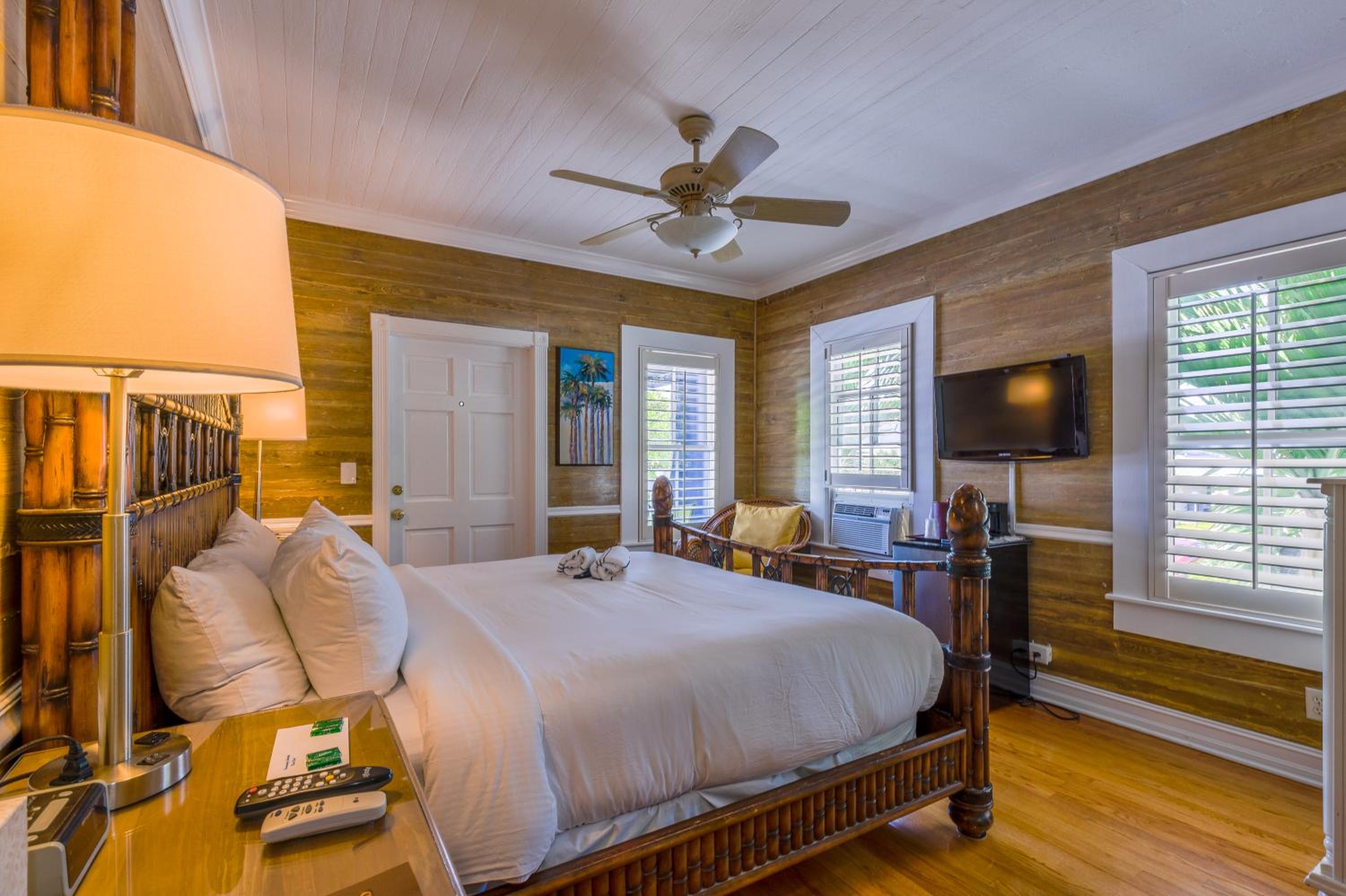 Luxury King Room photo 3