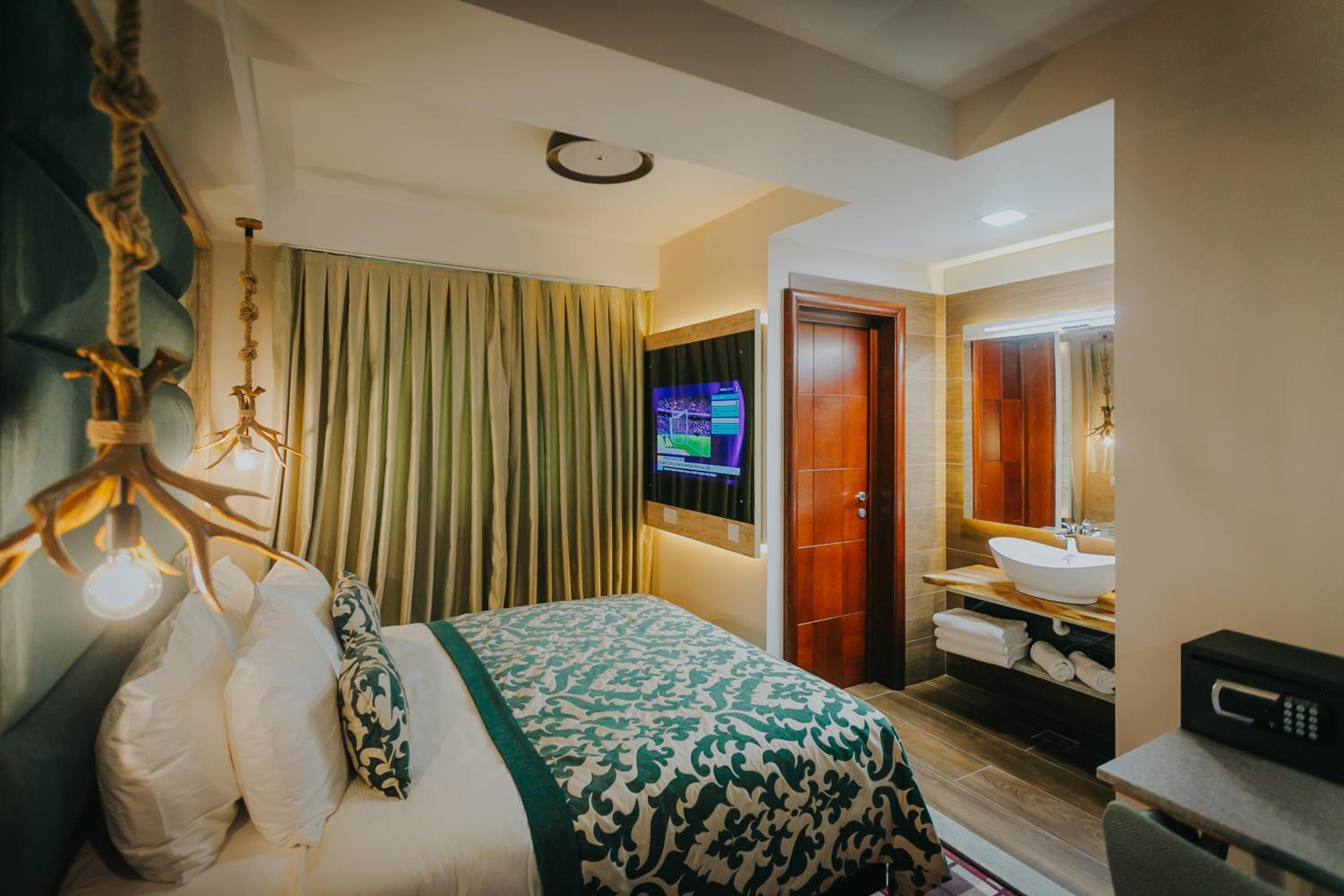 Double Room - Photo 4