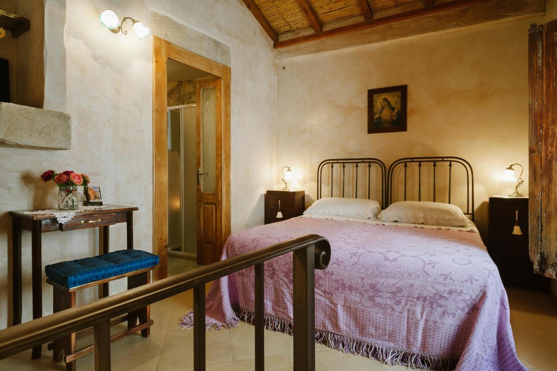 Junior Suite (2 Adults) - Photo 5