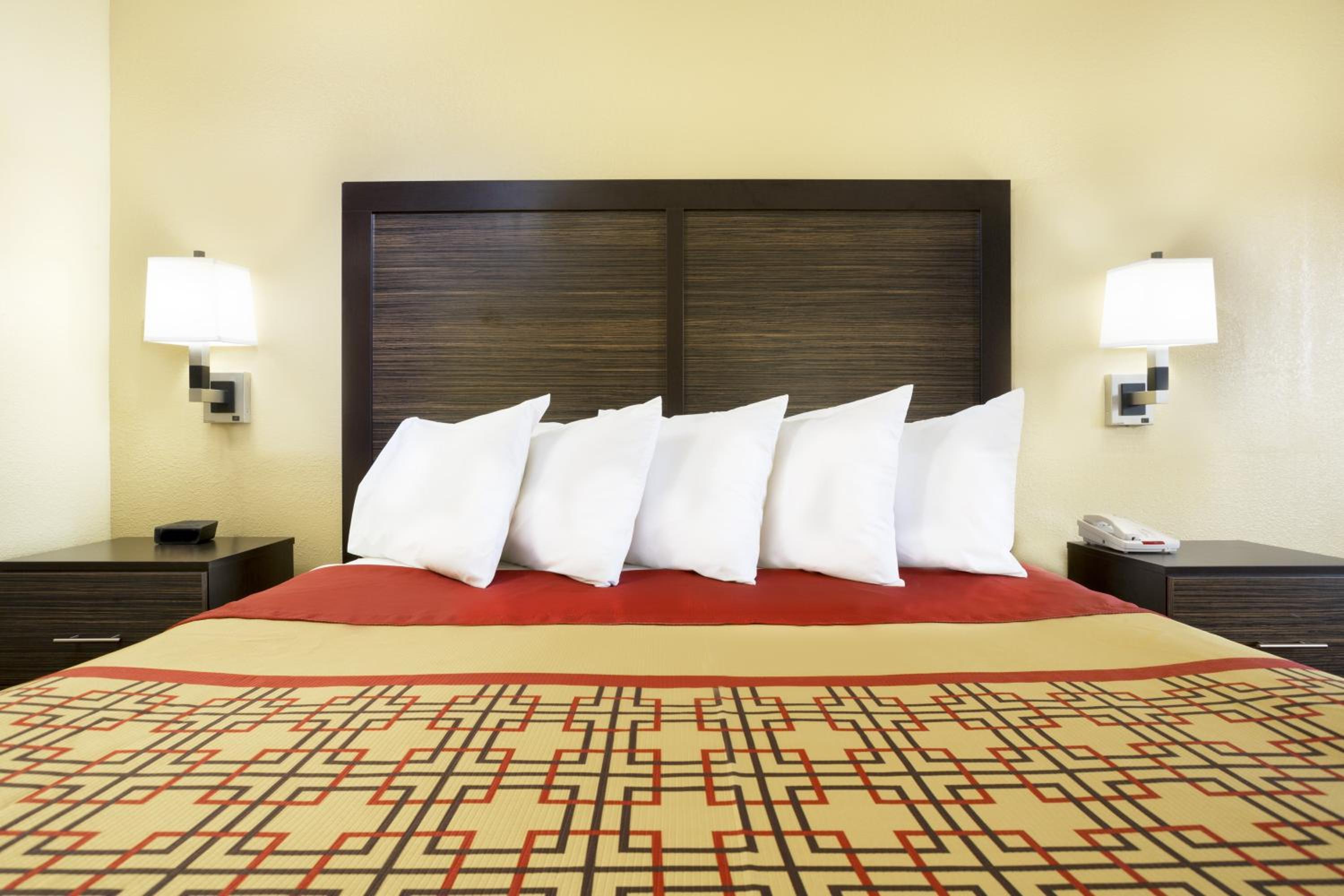 Days Inn by Wyndham Columbus-North Fort Moore, Fotografia 3