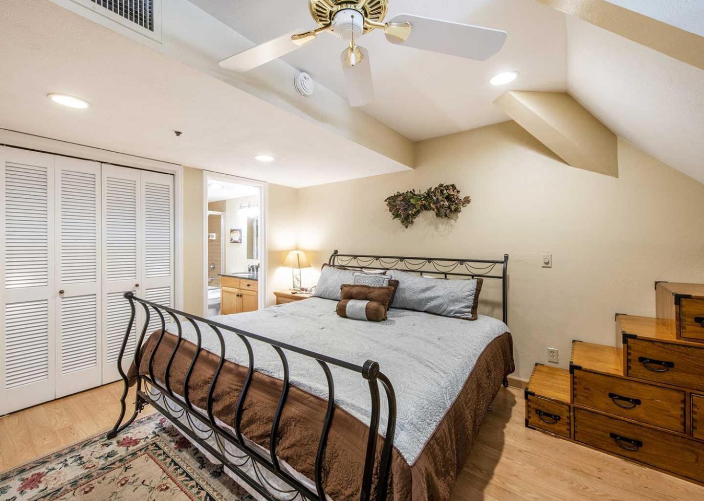 4 Bedroom Condominium  #254 - Photo 15