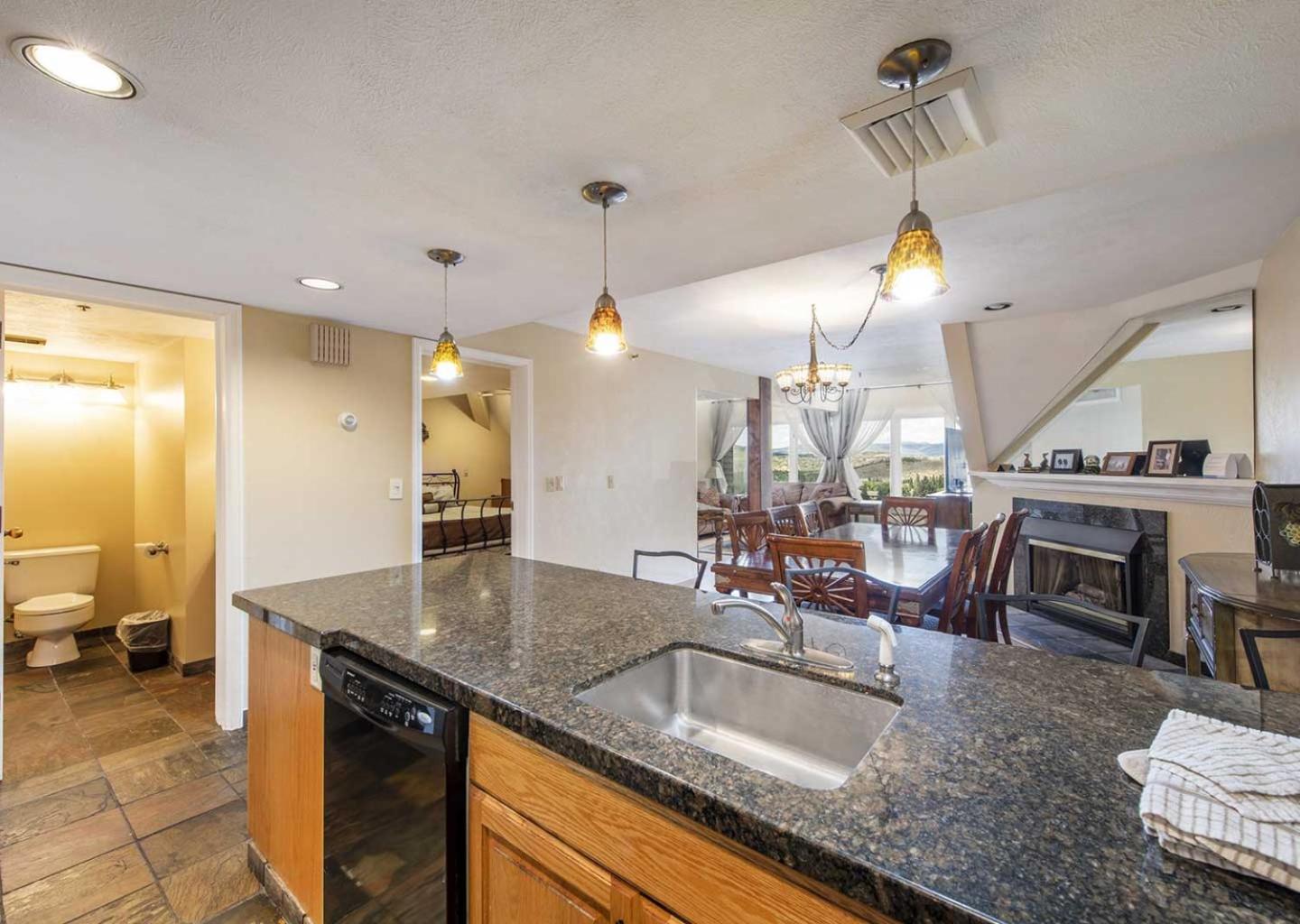 4 Bedroom Condominium  #254 - Photo 7