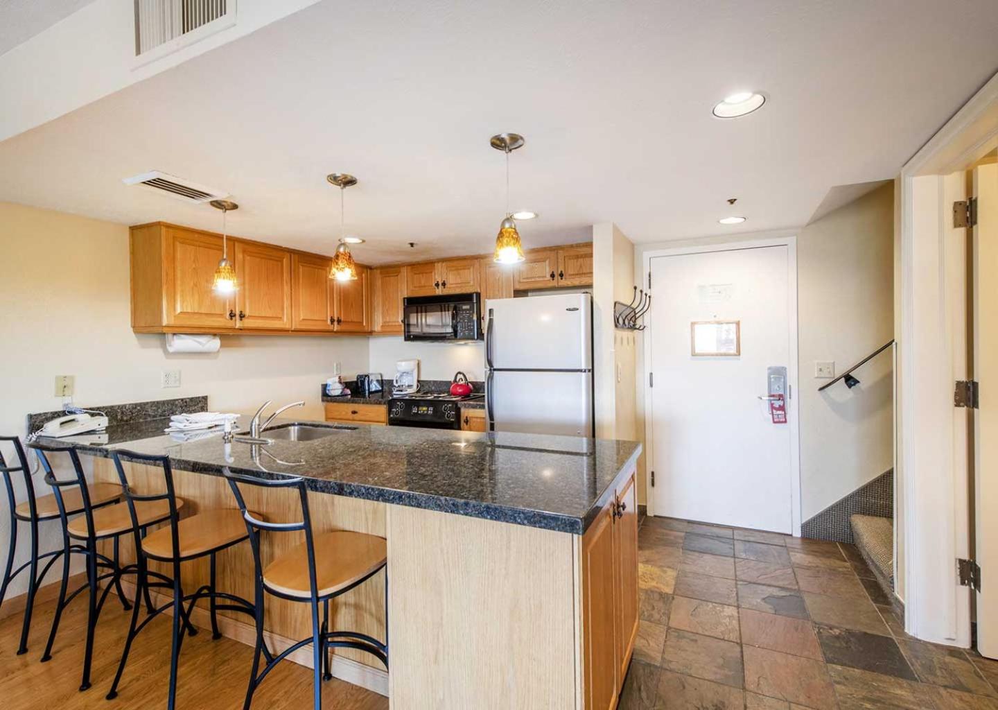 4 Bedroom Condominium  #254 - Photo 8