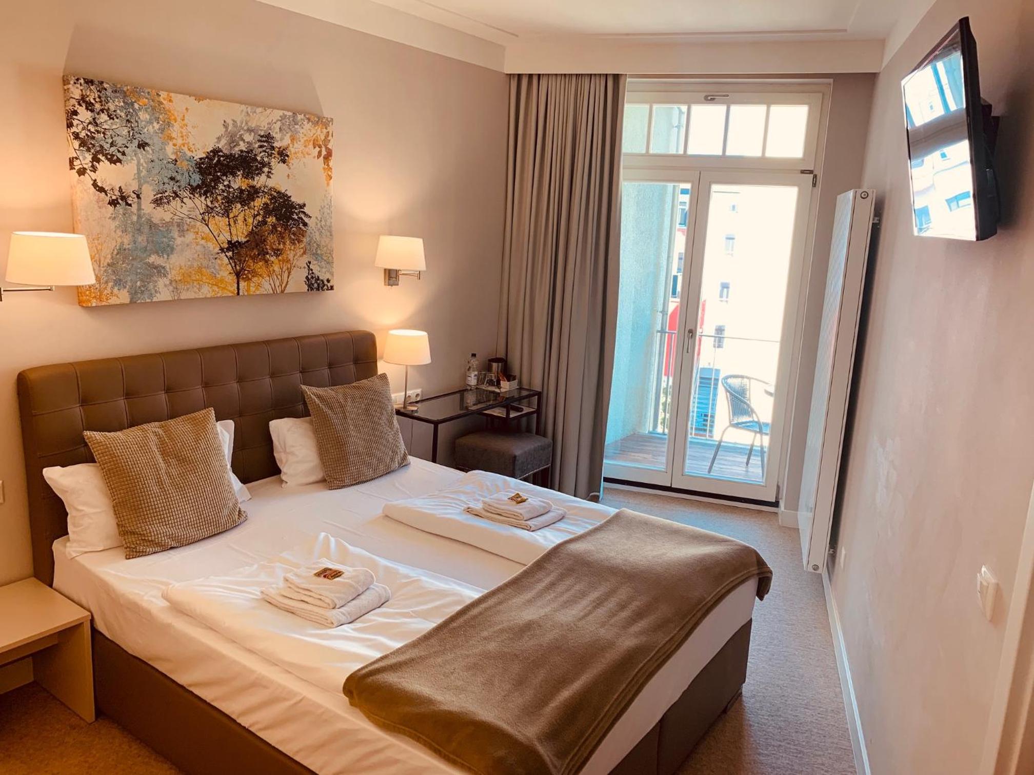 Double Room with Balcony photo 1