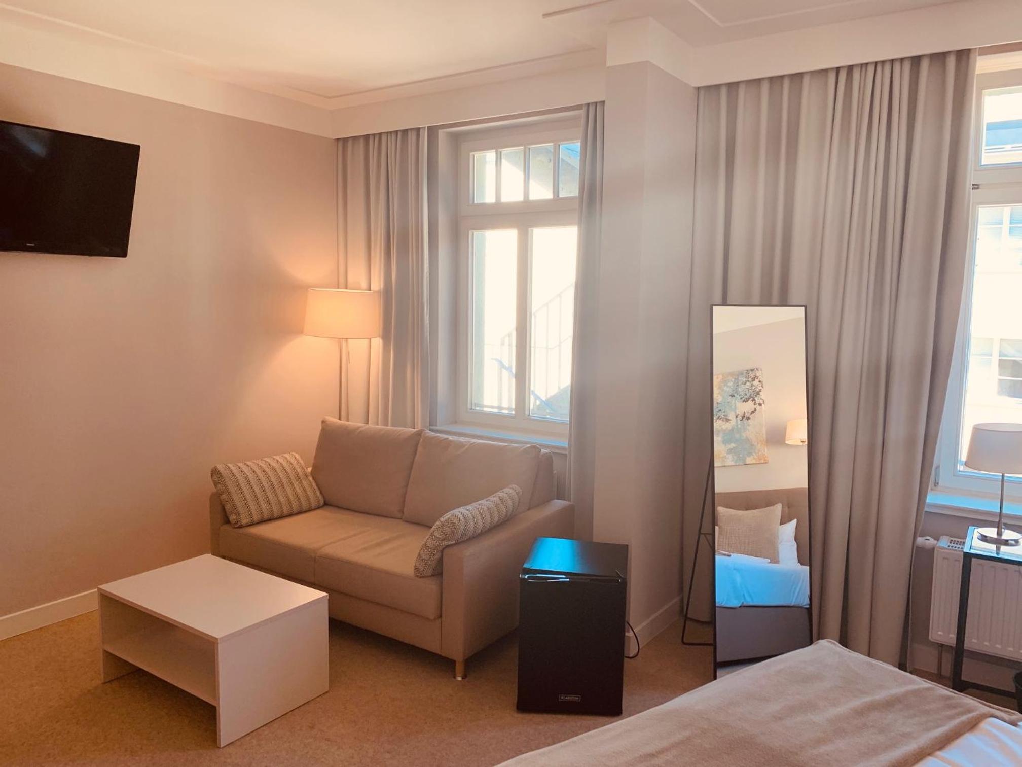 Deluxe Double Room - Photo 2