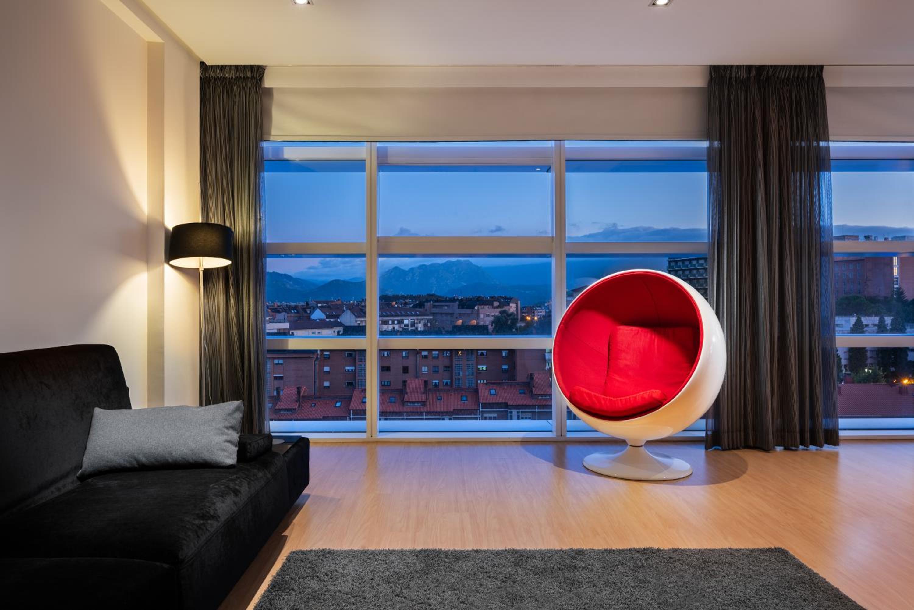 Deluxe Suite - Photo 5