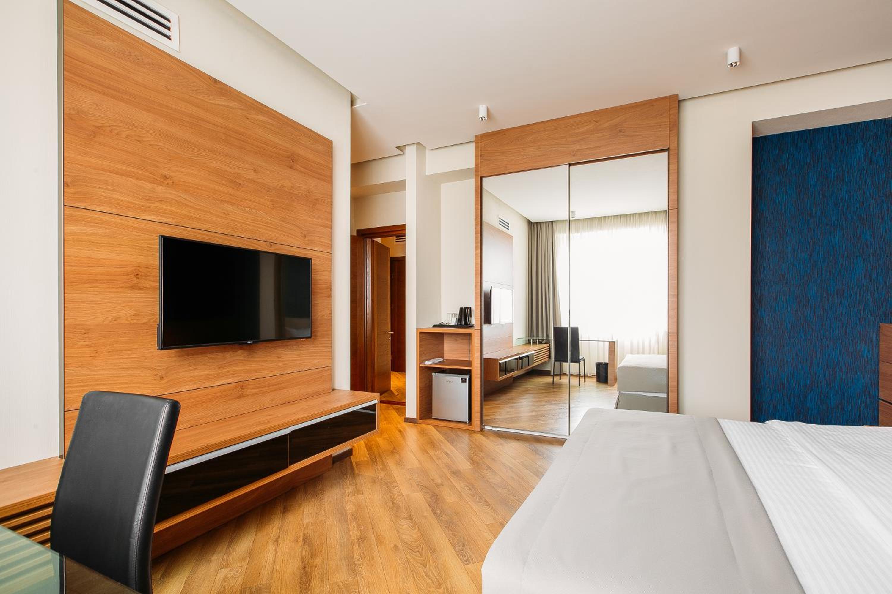 Two-Bedroom Suite - Photo 1