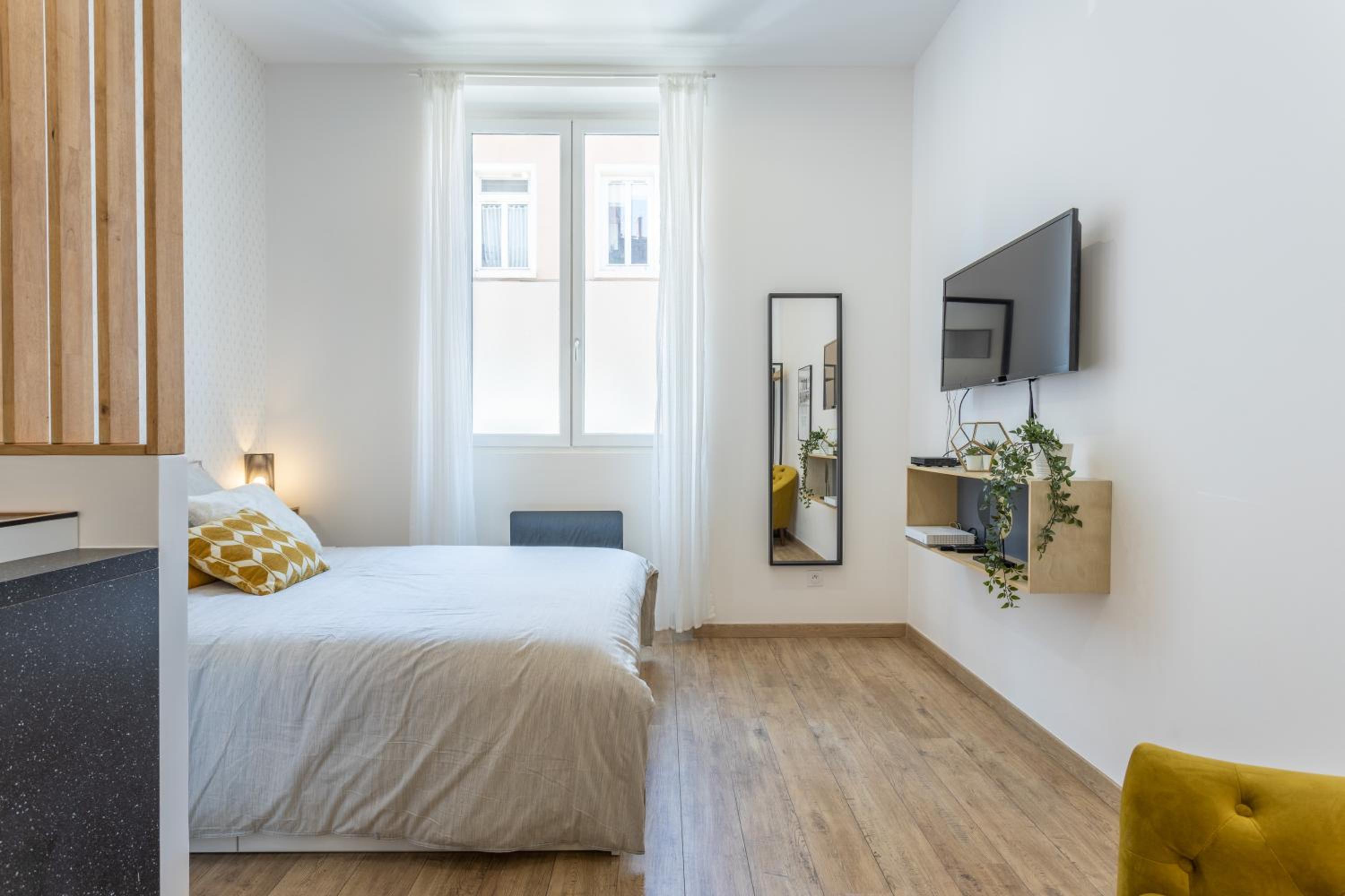Superior Apartment - Photo 13