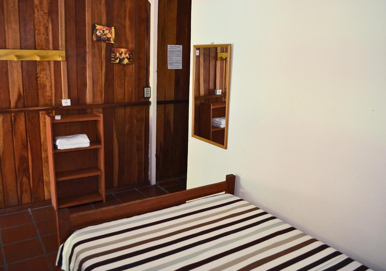 Family Room with Private Bathroom photo 2