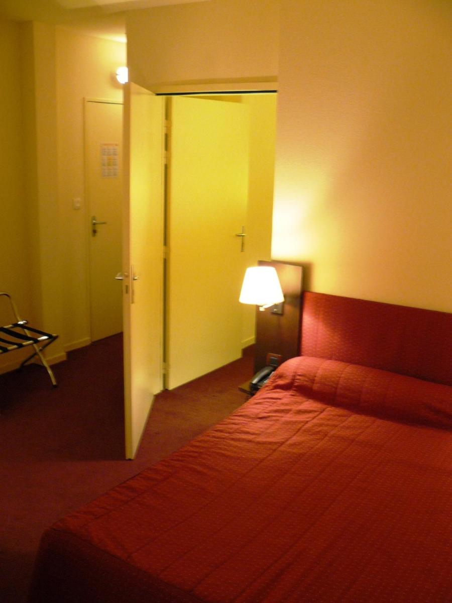 Family Communicating Room photo 3