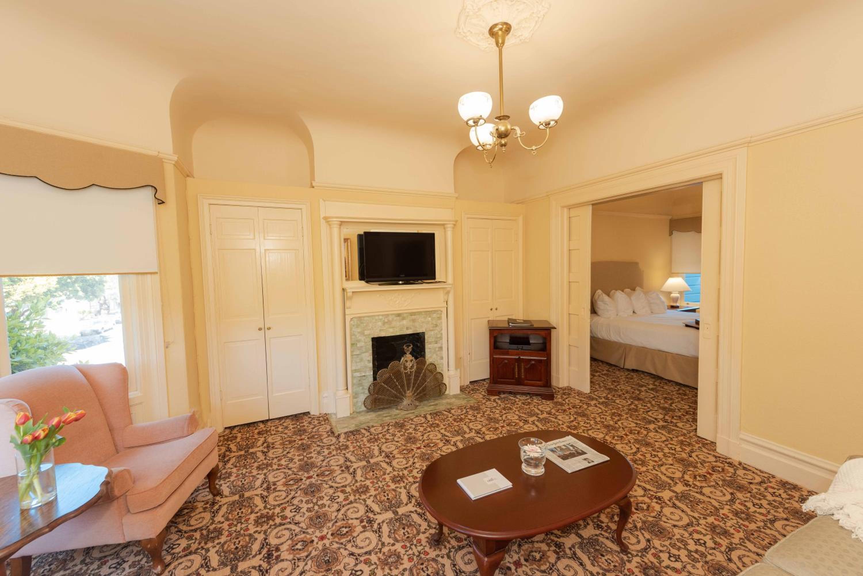 One-And-A-Half Bedroom Suite