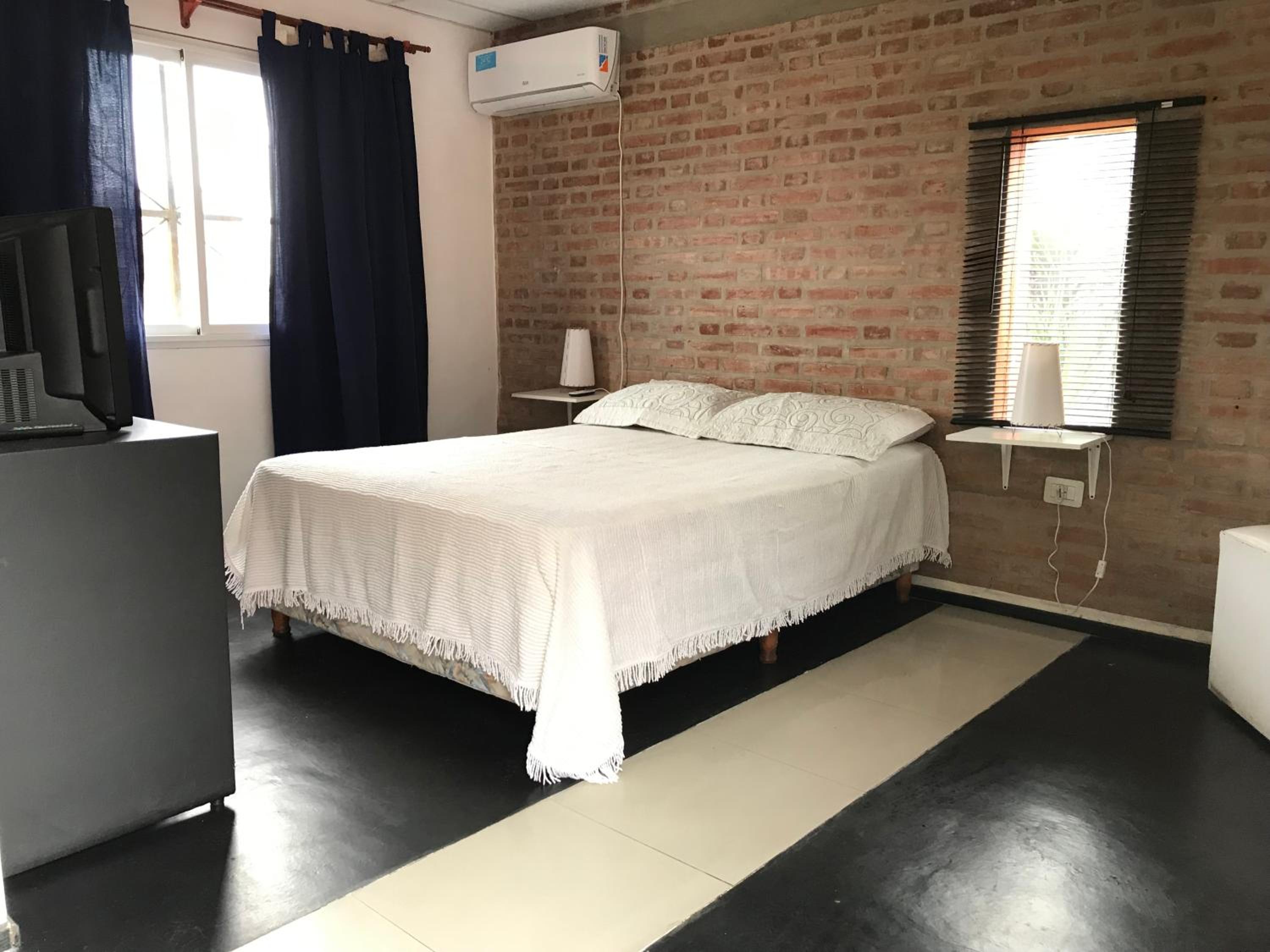 Double Room with Private Bathroom photo 1