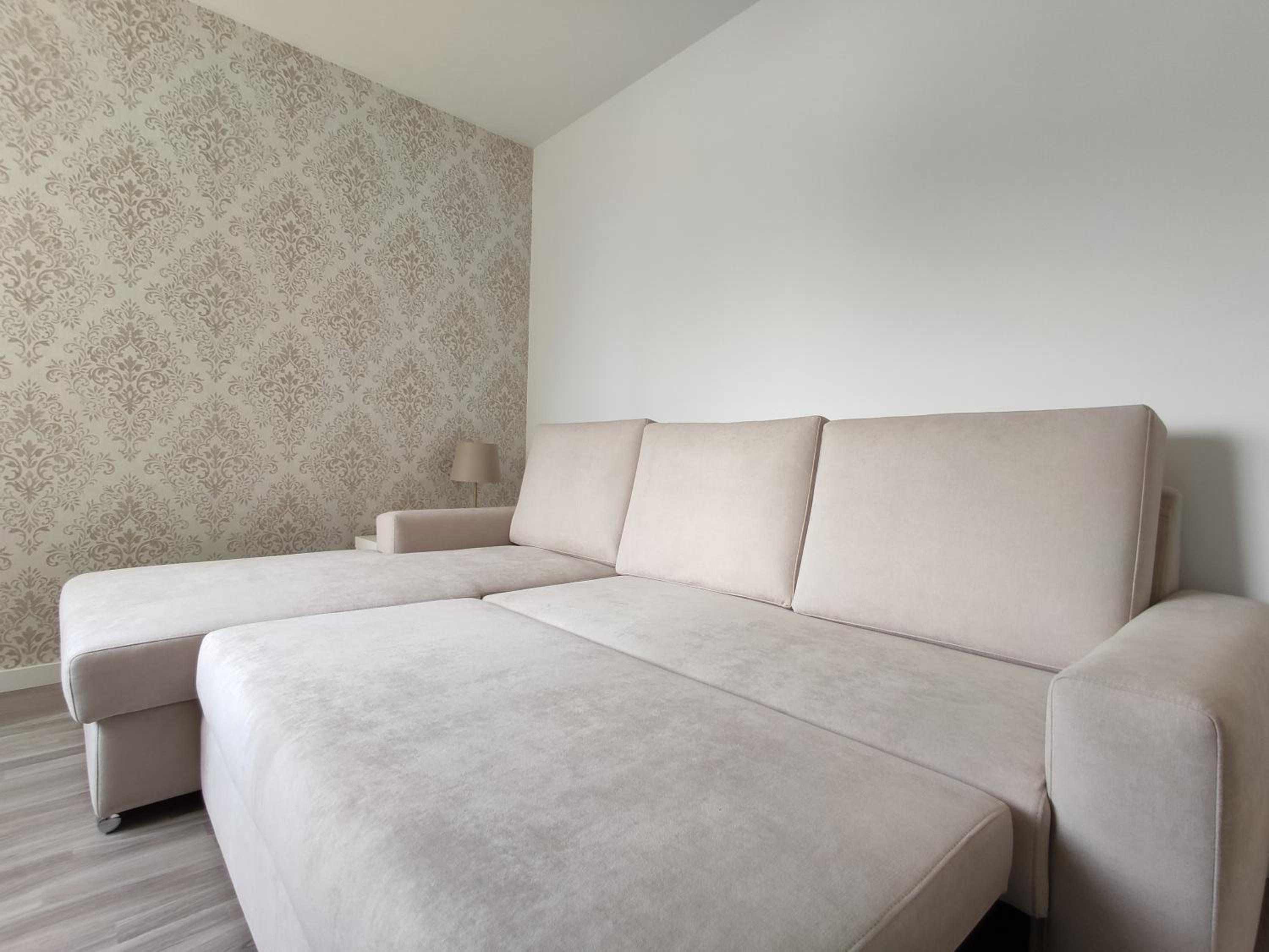 Apartment with Mountain View - Photo 6