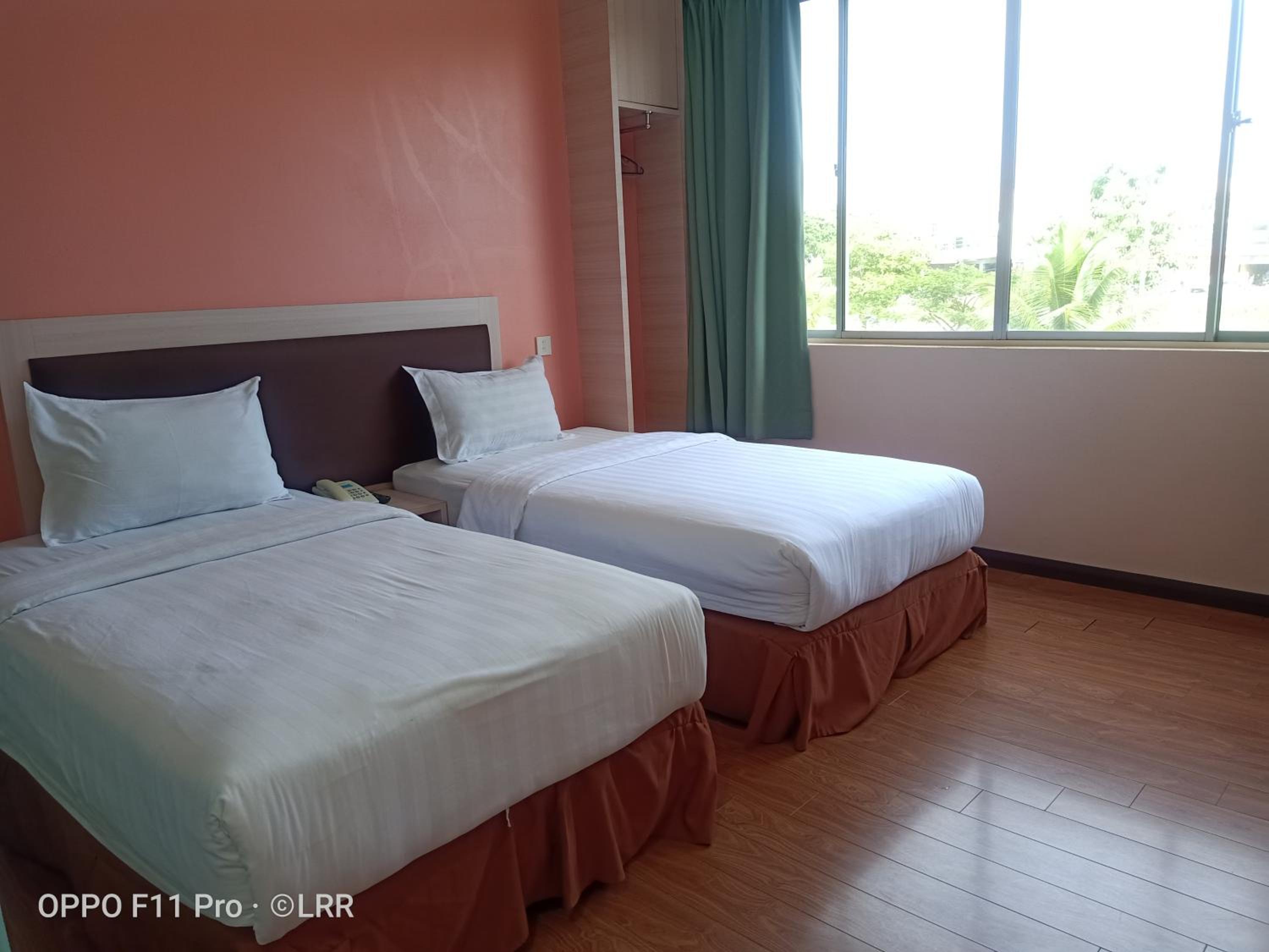 Superior Twin Room photo 3