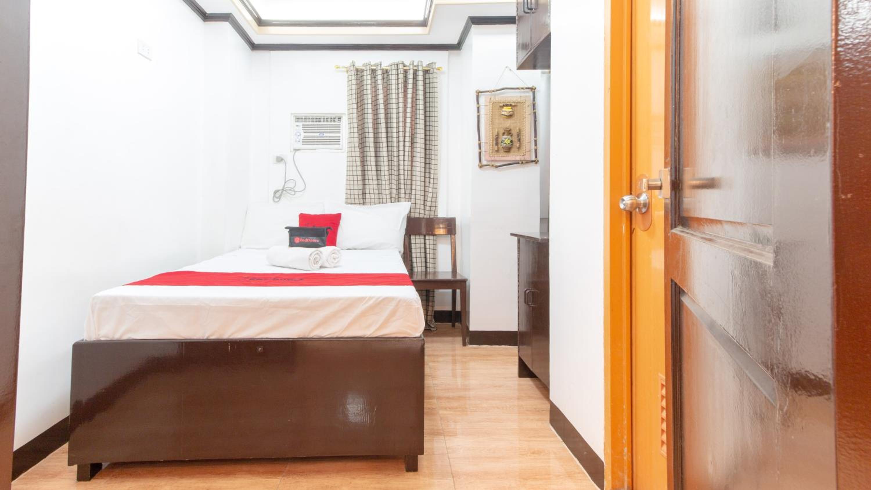 Standard Double Room - Photo 3
