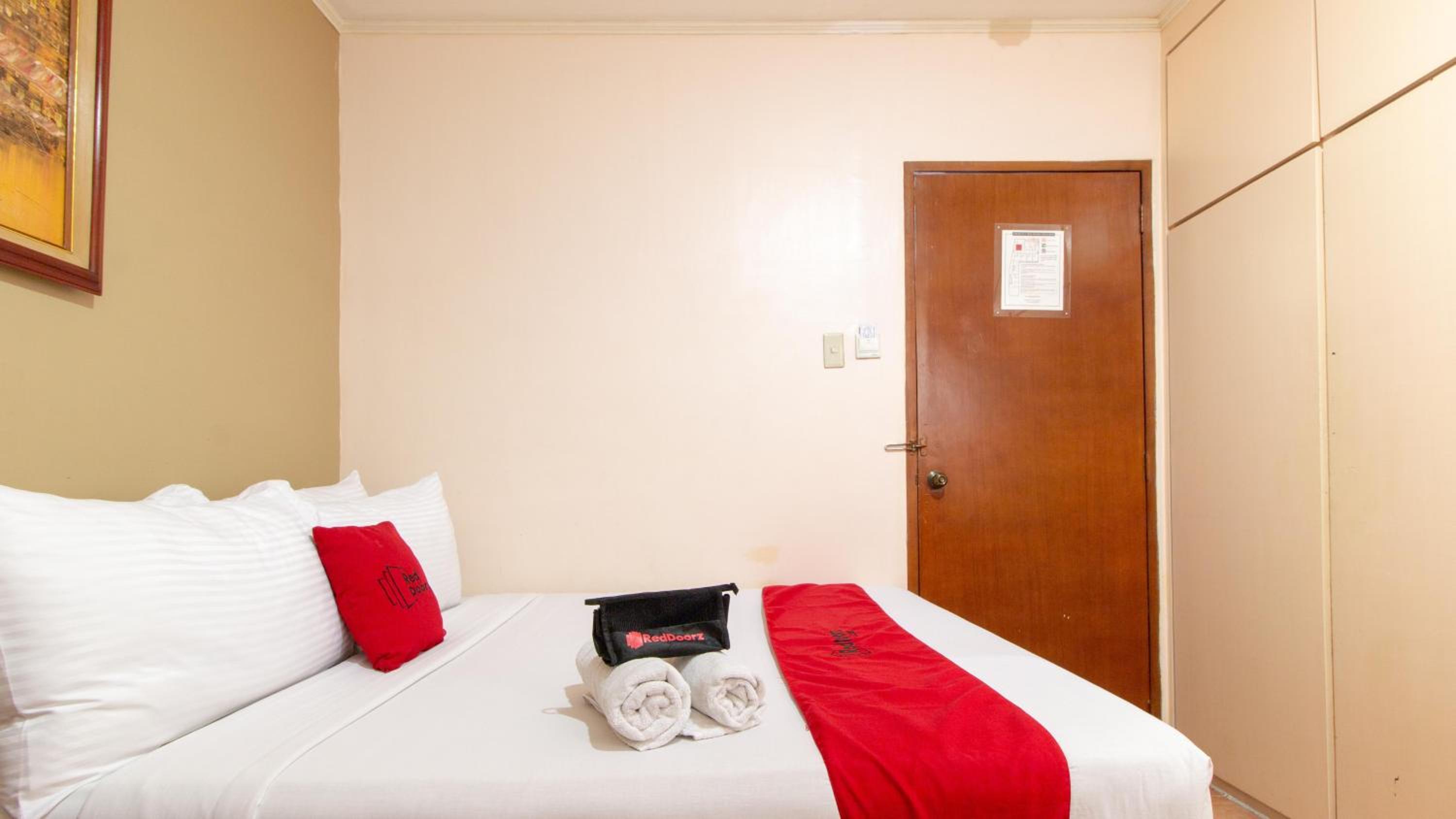 Double Room - Photo 6