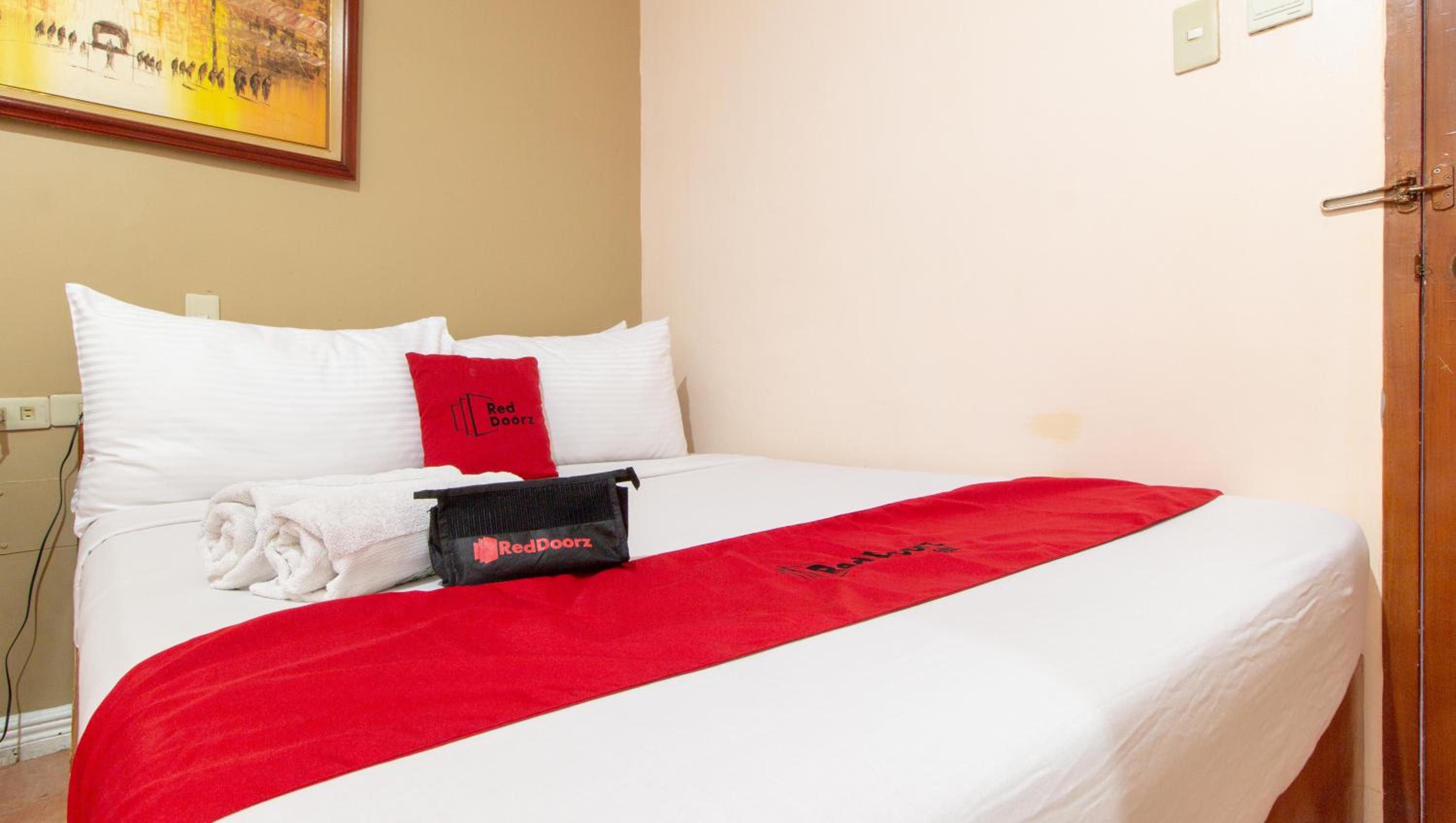 Double Room - Photo 7