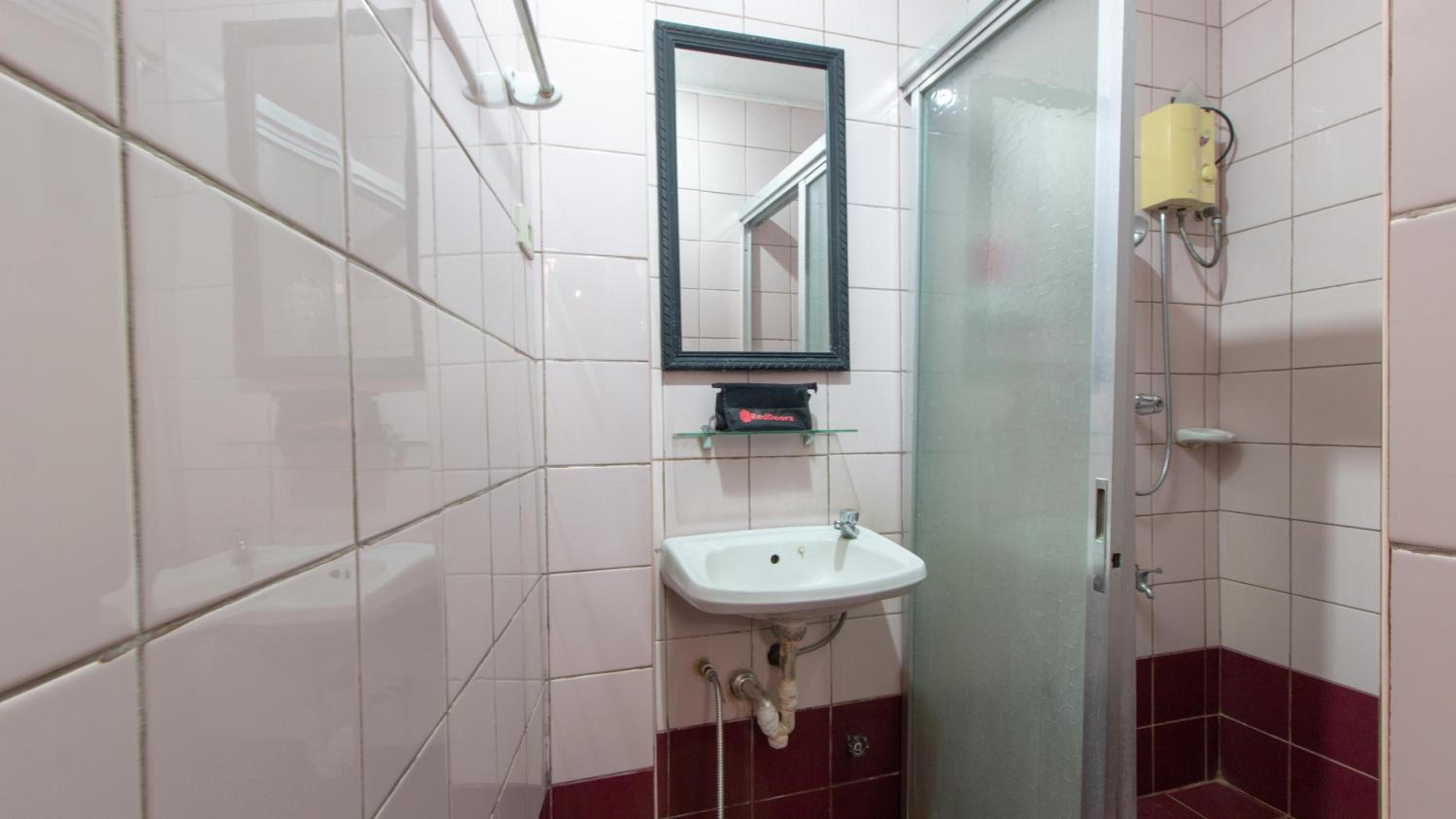 Double Room - Photo 2
