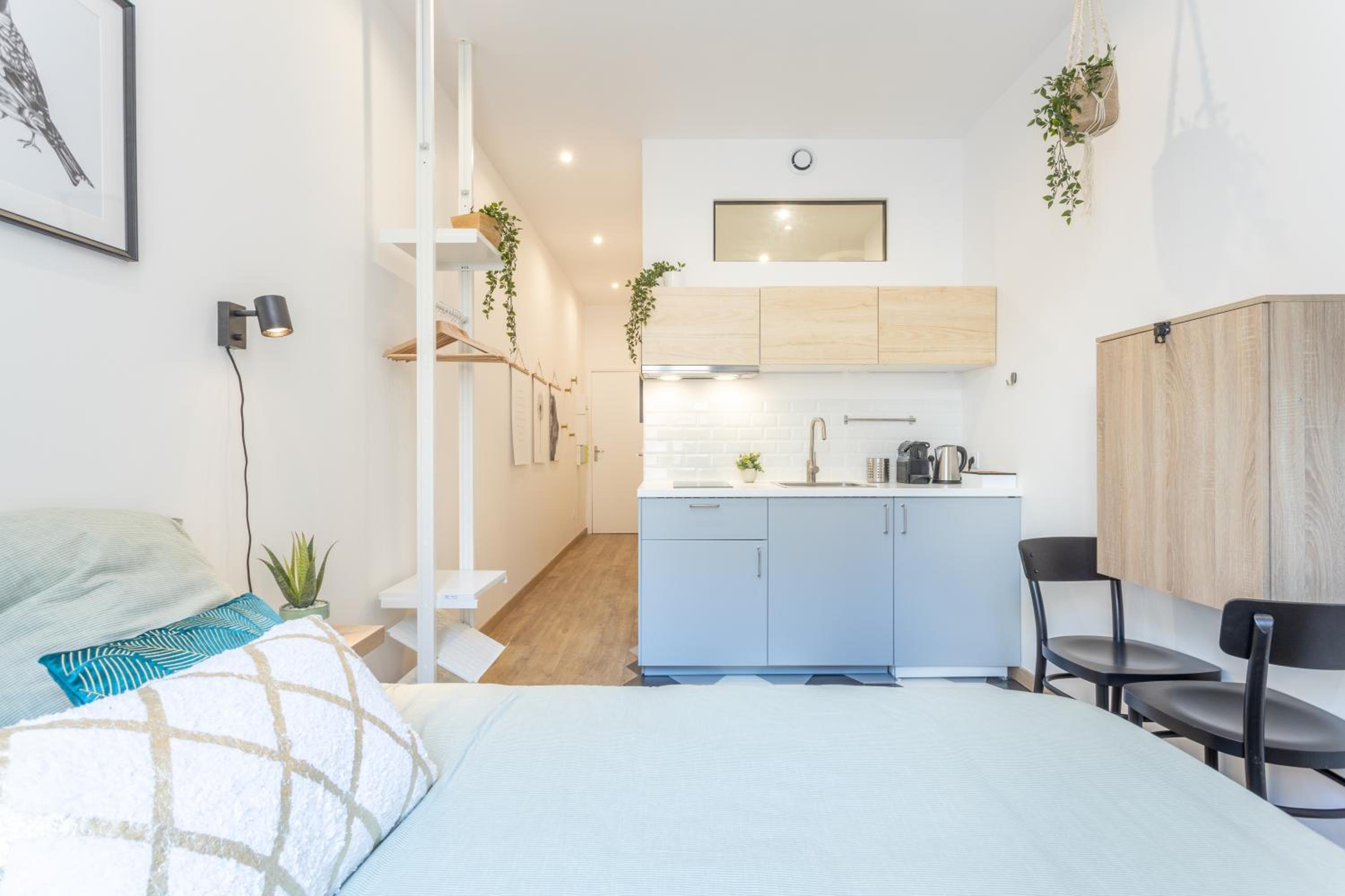 Studio Apartment - Photo 5