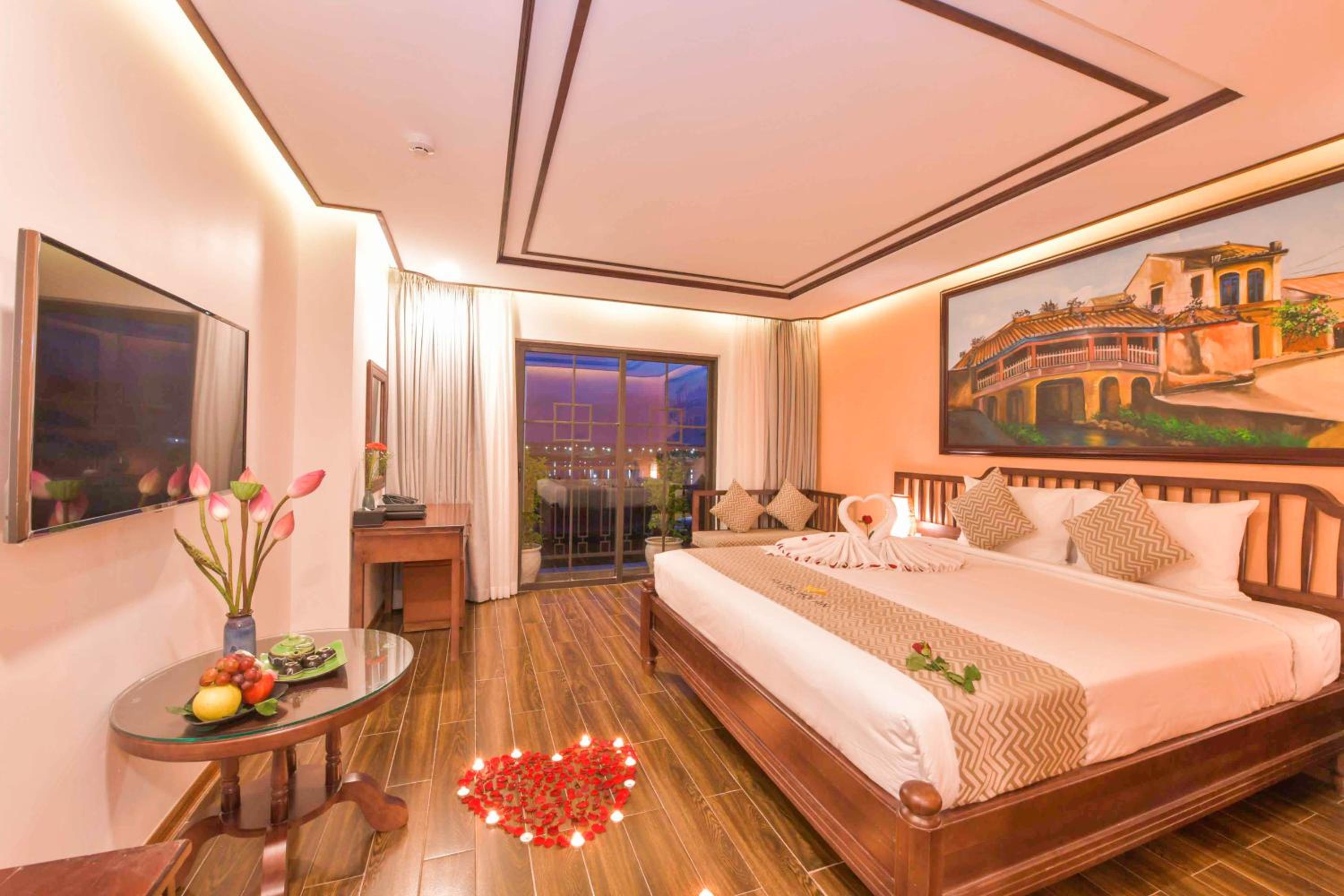 Deluxe Double Room with Balcony - Photo 3