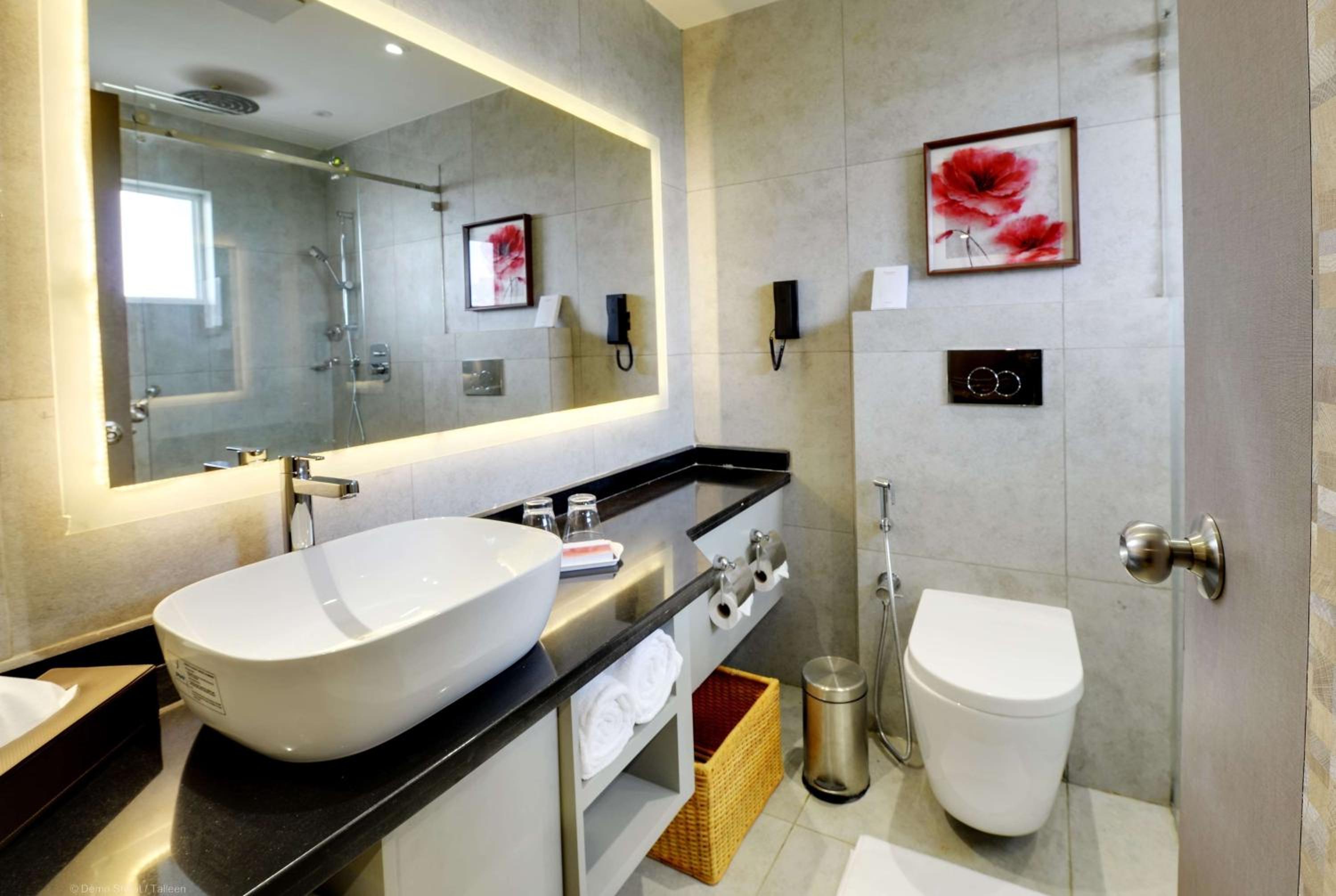 Club Double Room, Non-Smoking - Photo 2