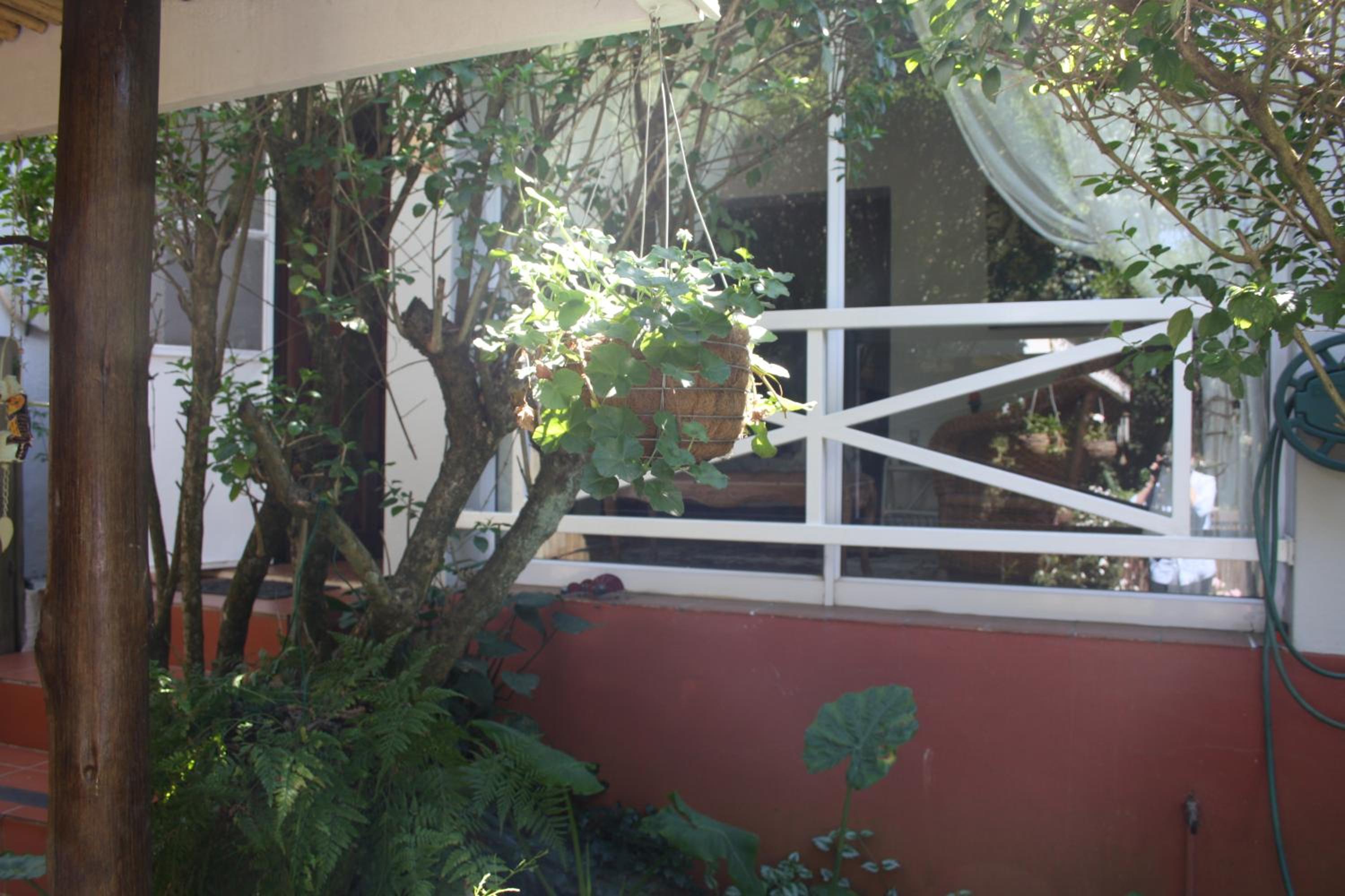Double Room with Private Bathroom - Photo 20
