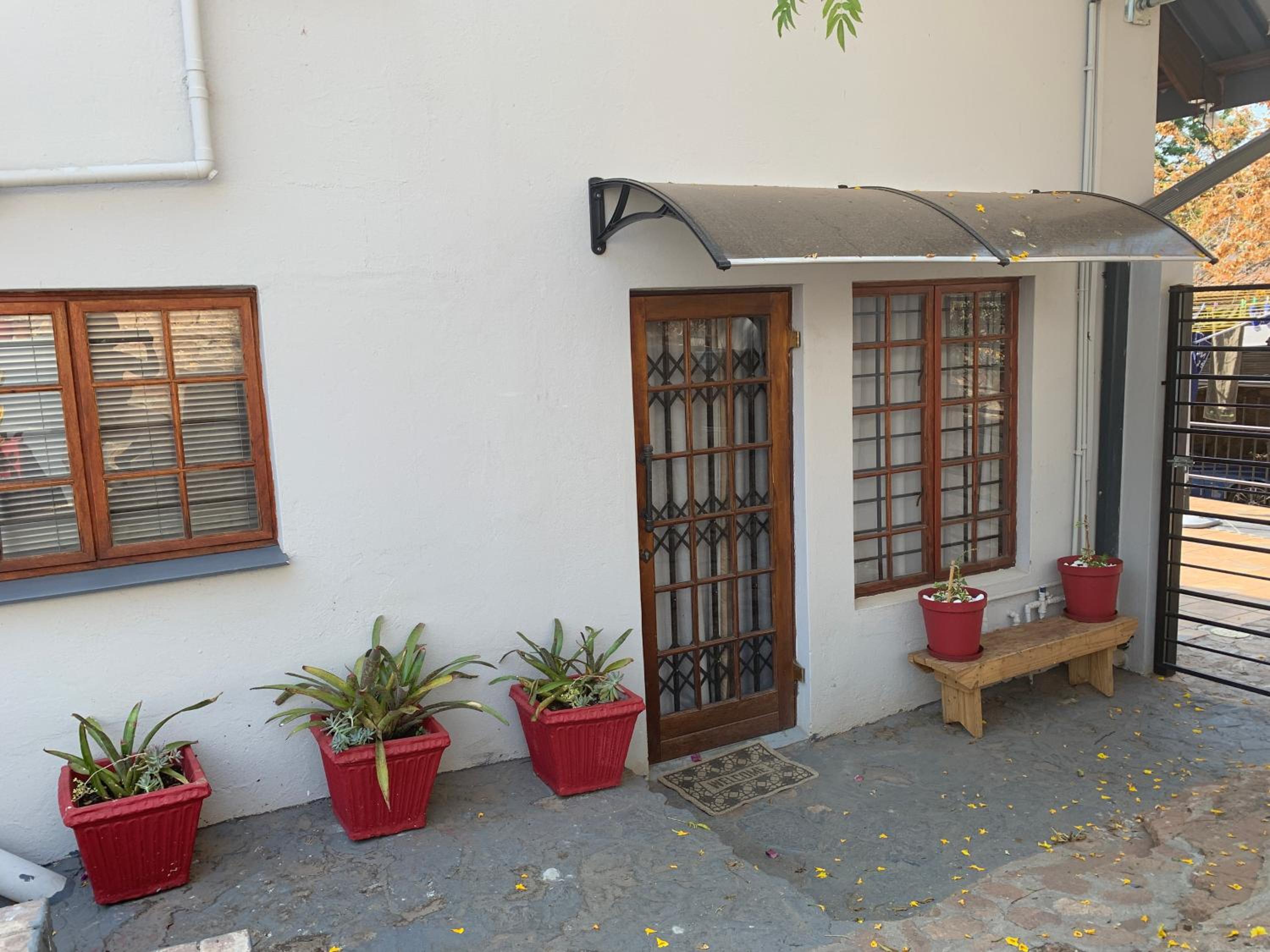 Double Room with Garden View - Photo 8