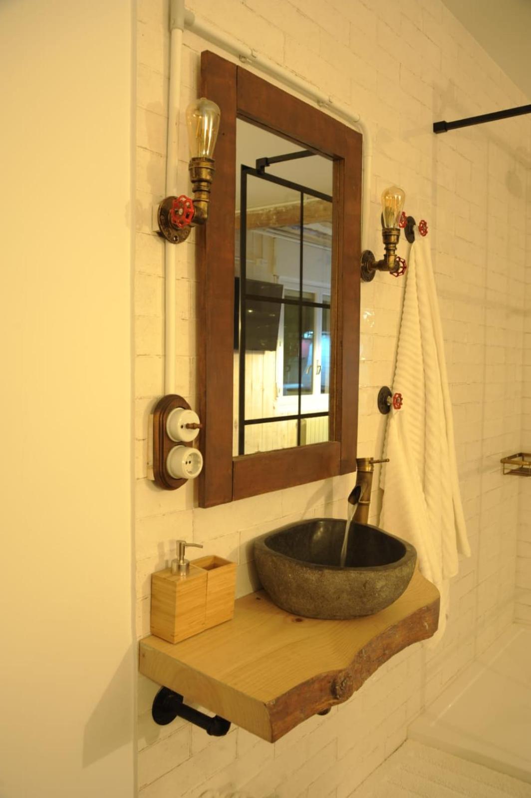 Deluxe Apartment - Photo 2