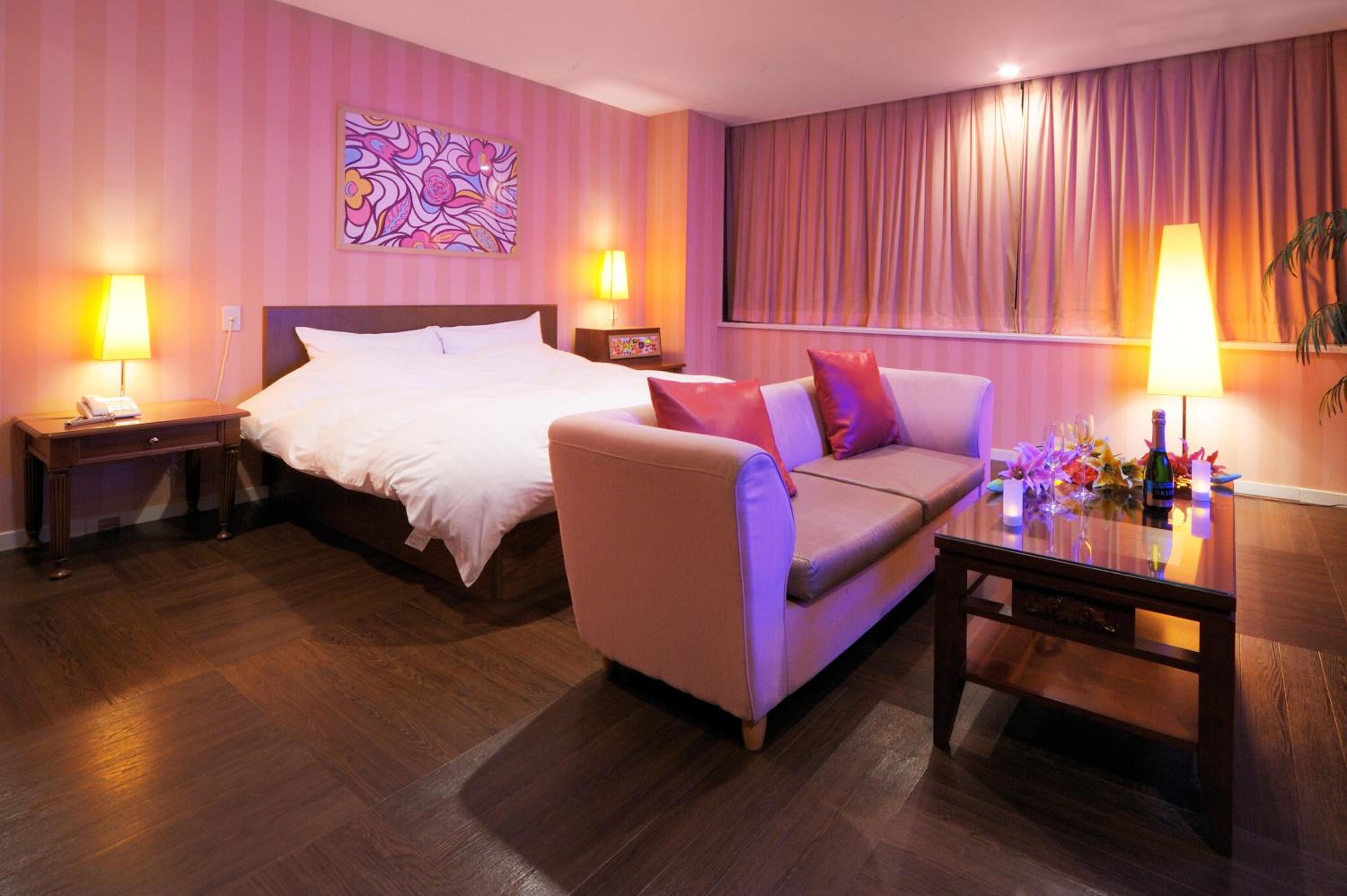Double Room - Non-Smoking  - Photo 1
