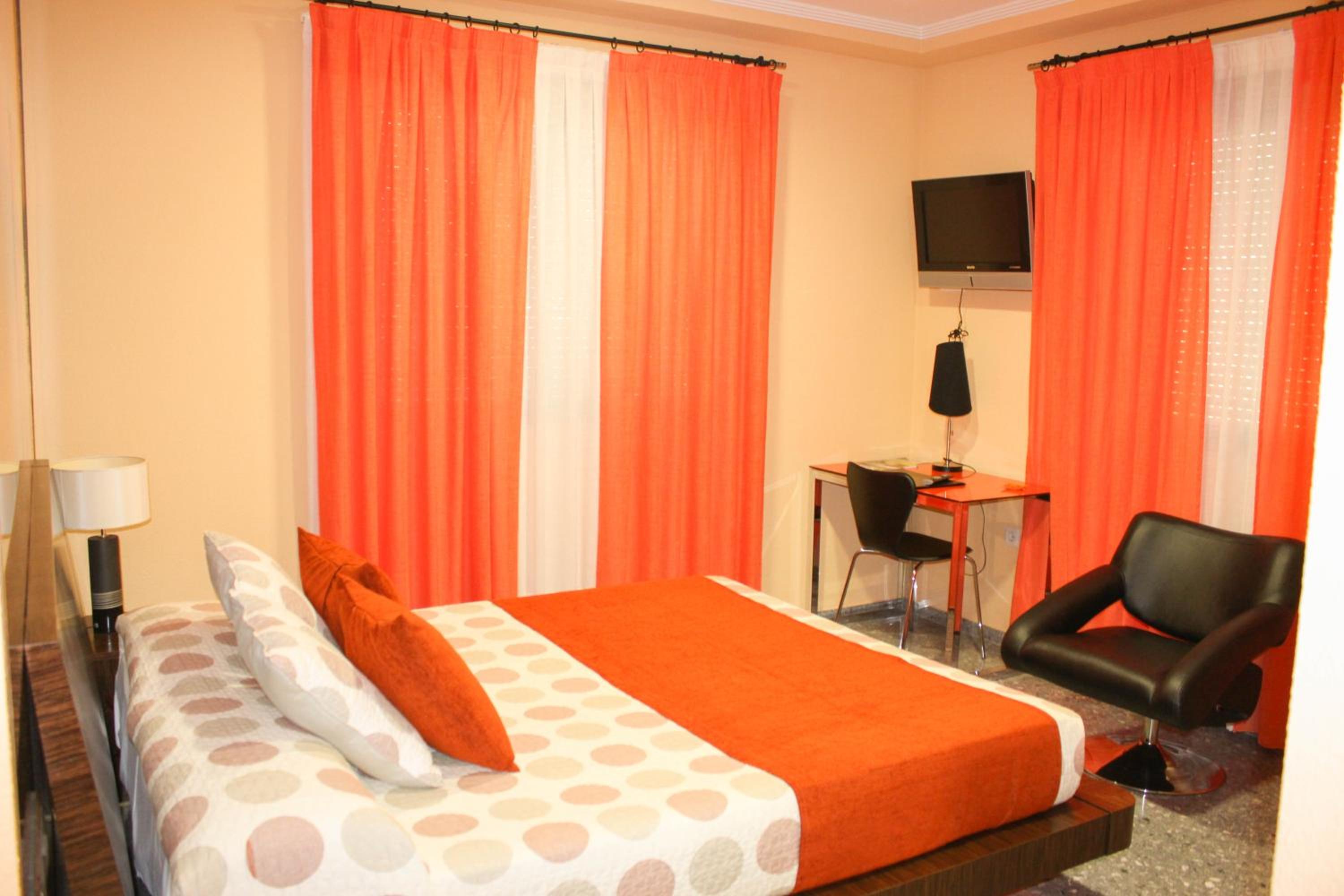 Double or Twin Room photo 3