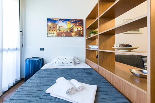 Standard Studio (1-2 Adults)