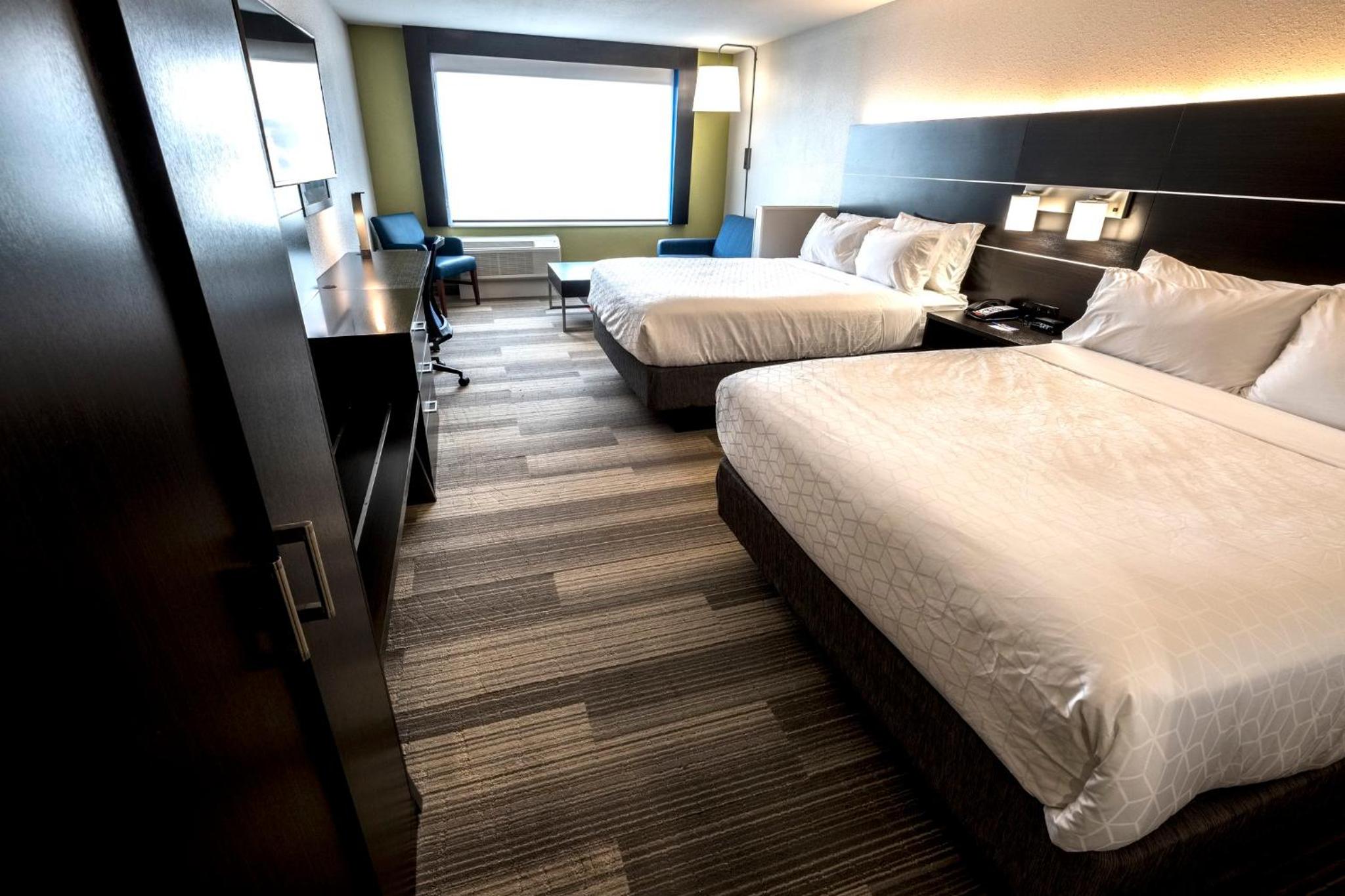 Queen Suite with Two Queen Beds and Sofa Bed