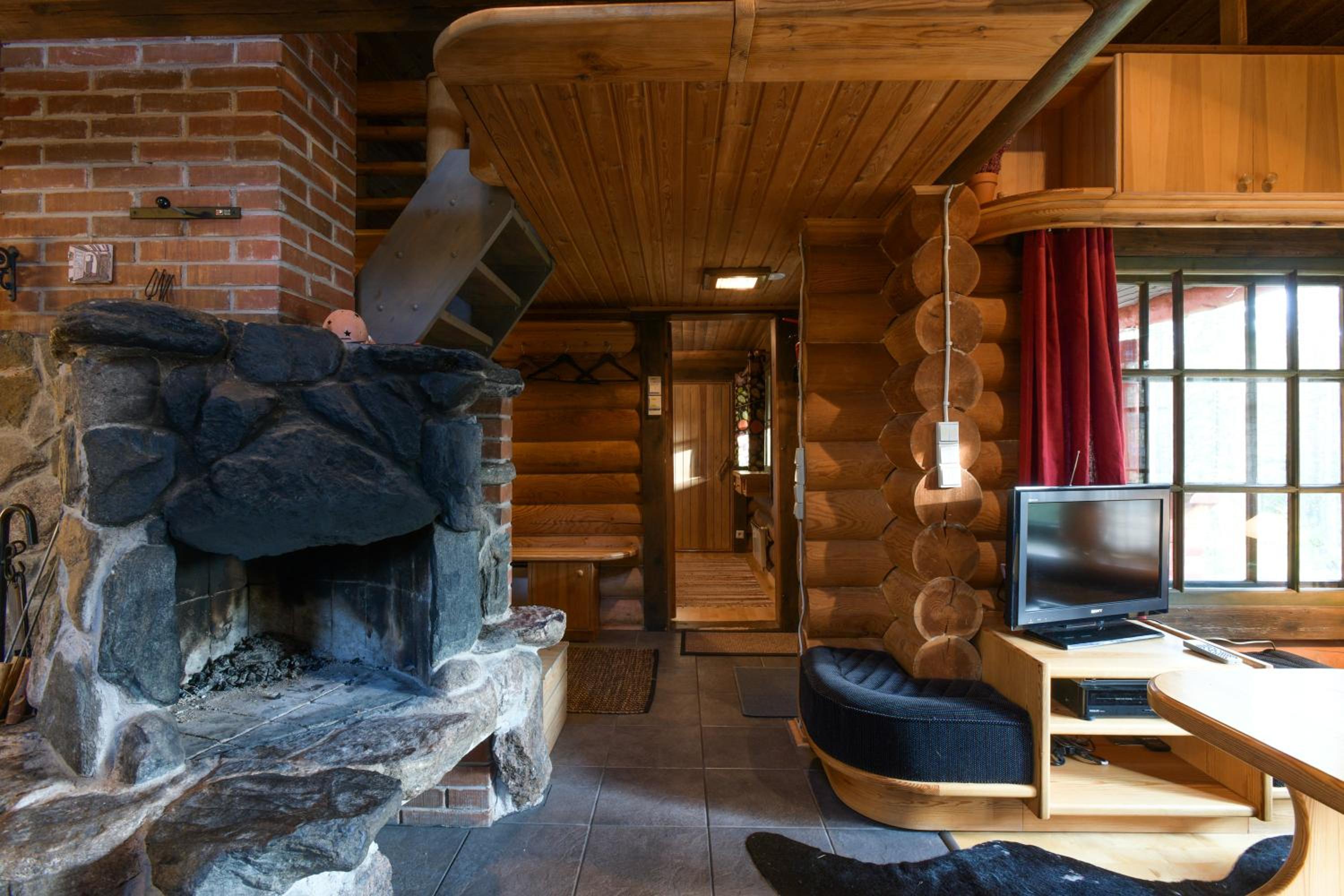 Four-Bedroom House photo 1