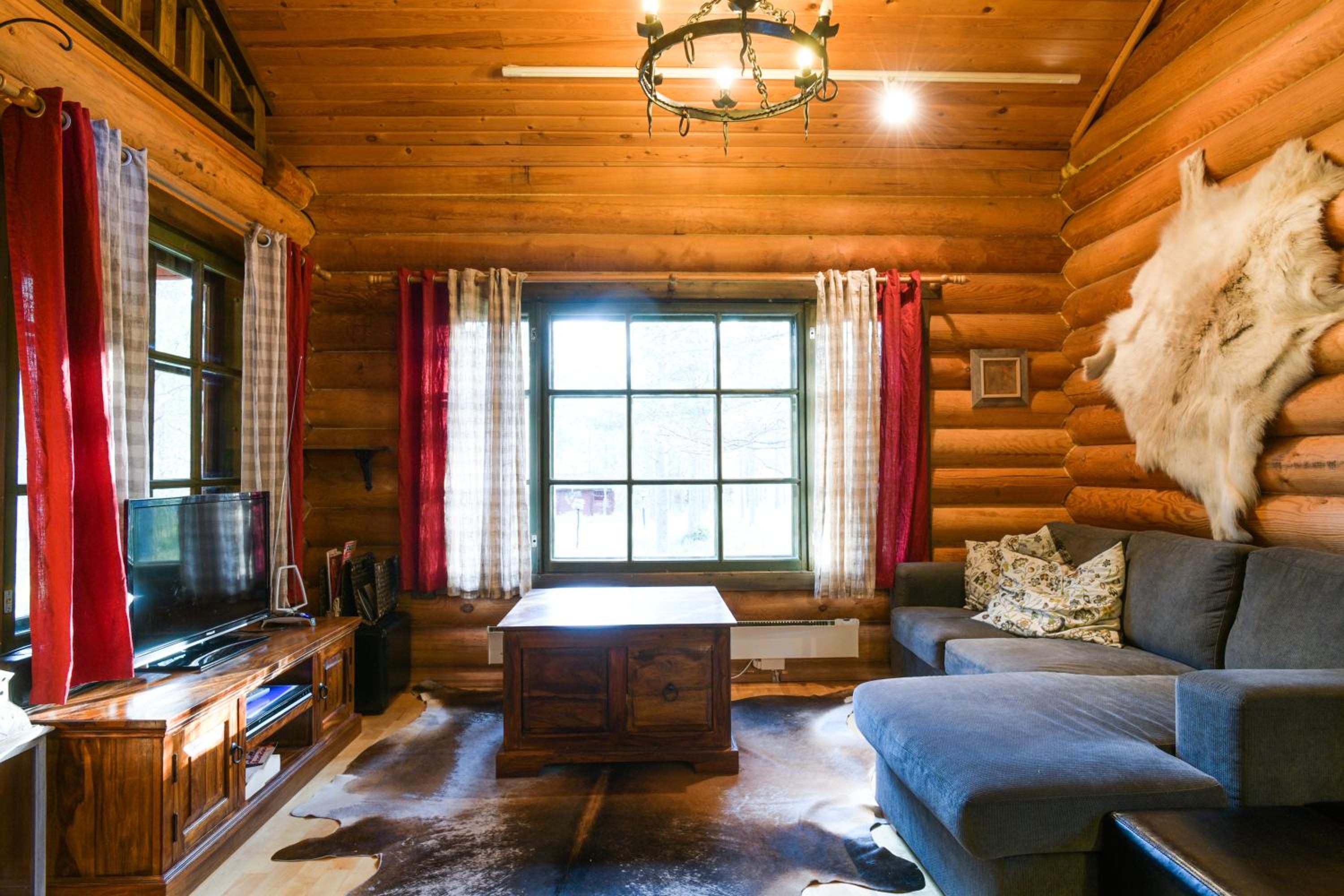 Four-Bedroom House photo 1