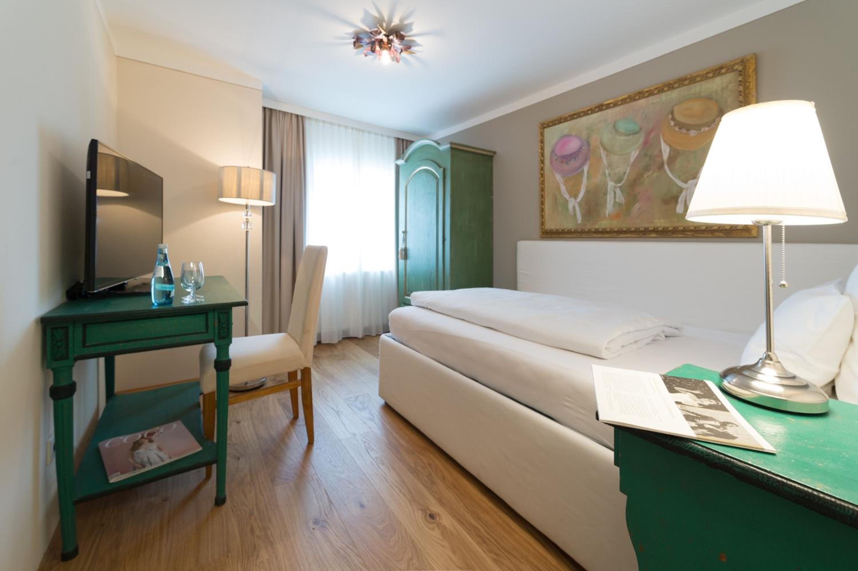 Single Room - Photo 4
